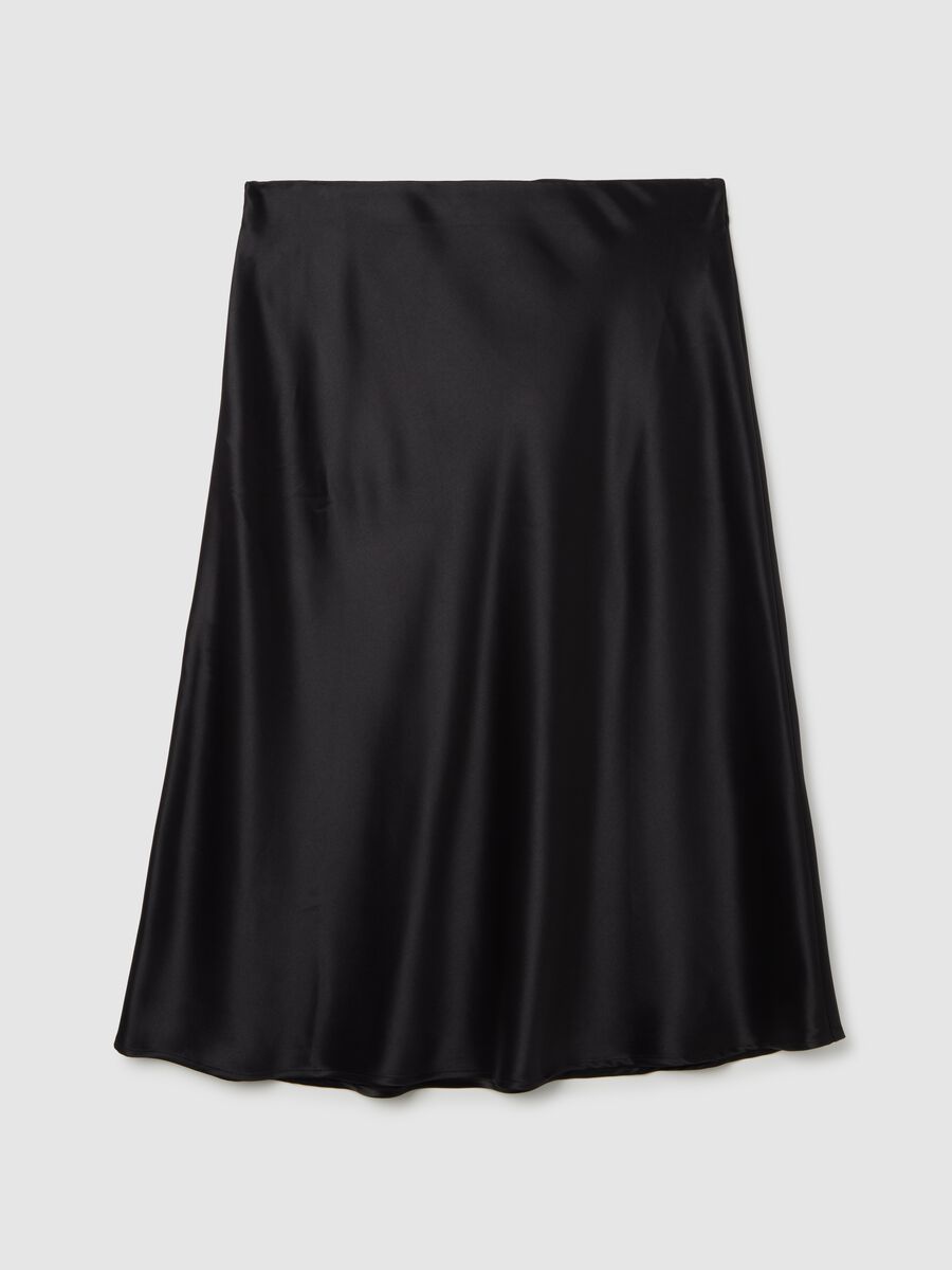Black skirt in stretch satin fabric_5