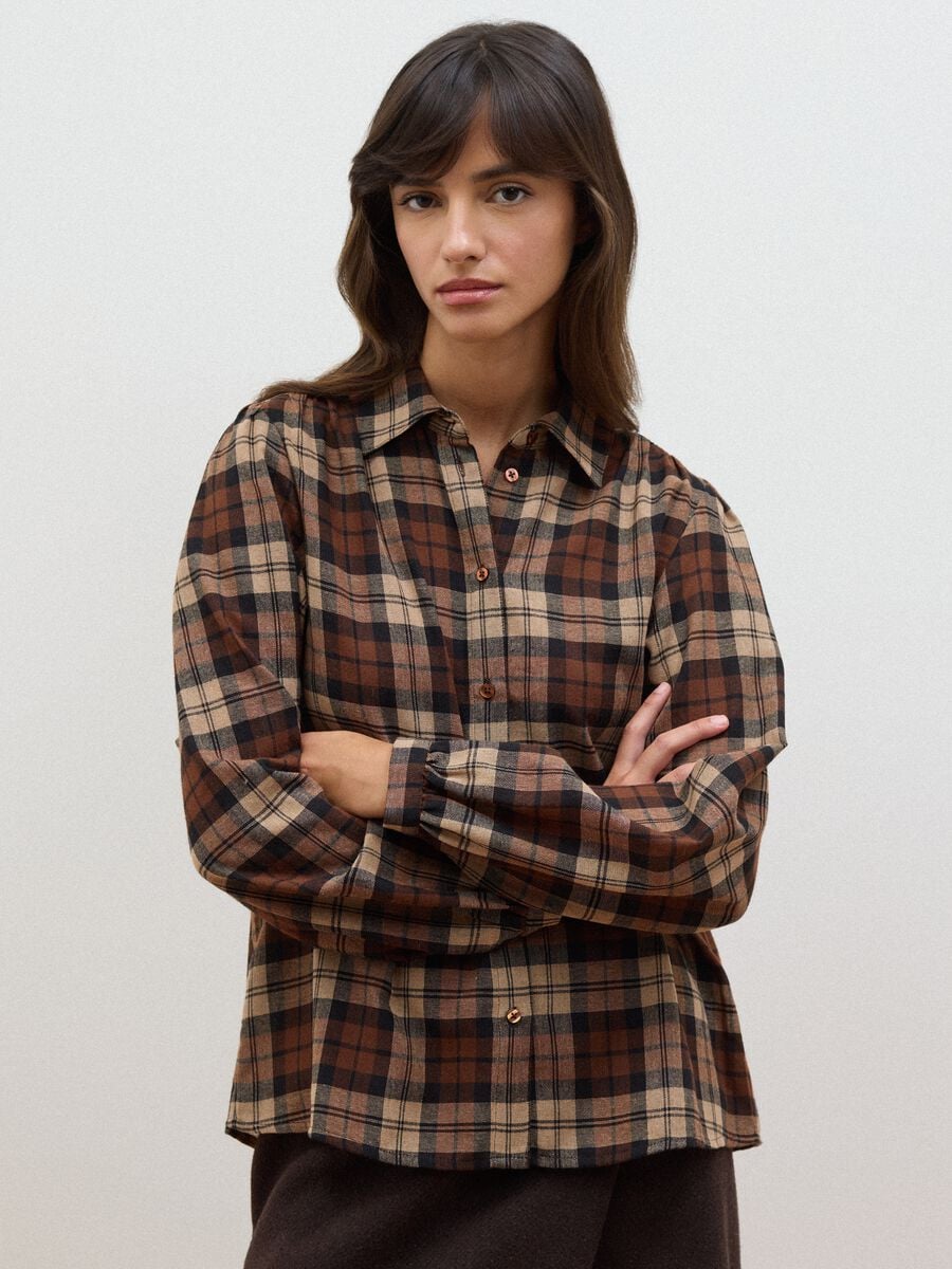 Brown checked shirt with classic collar_1