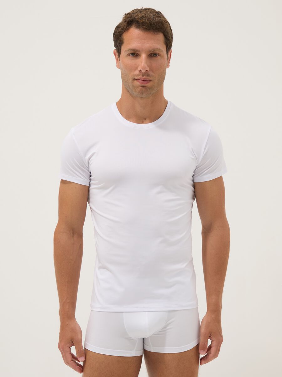Pack de 2 camisetas blancas de tejido el&aacute;stico_0