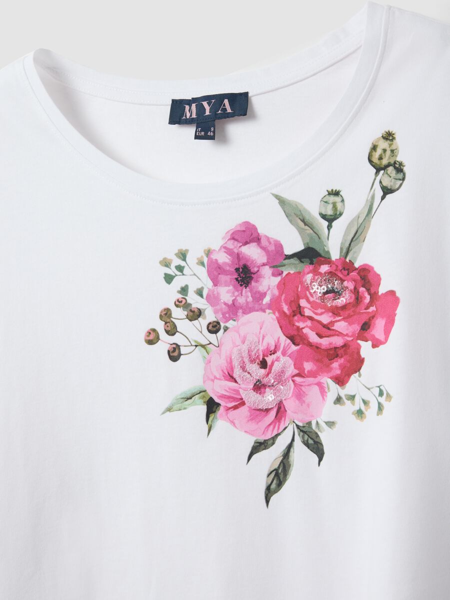 Wei&szlig;e T-Shirt aus reiner Baumwolle im Regular Fit mit Druck_5