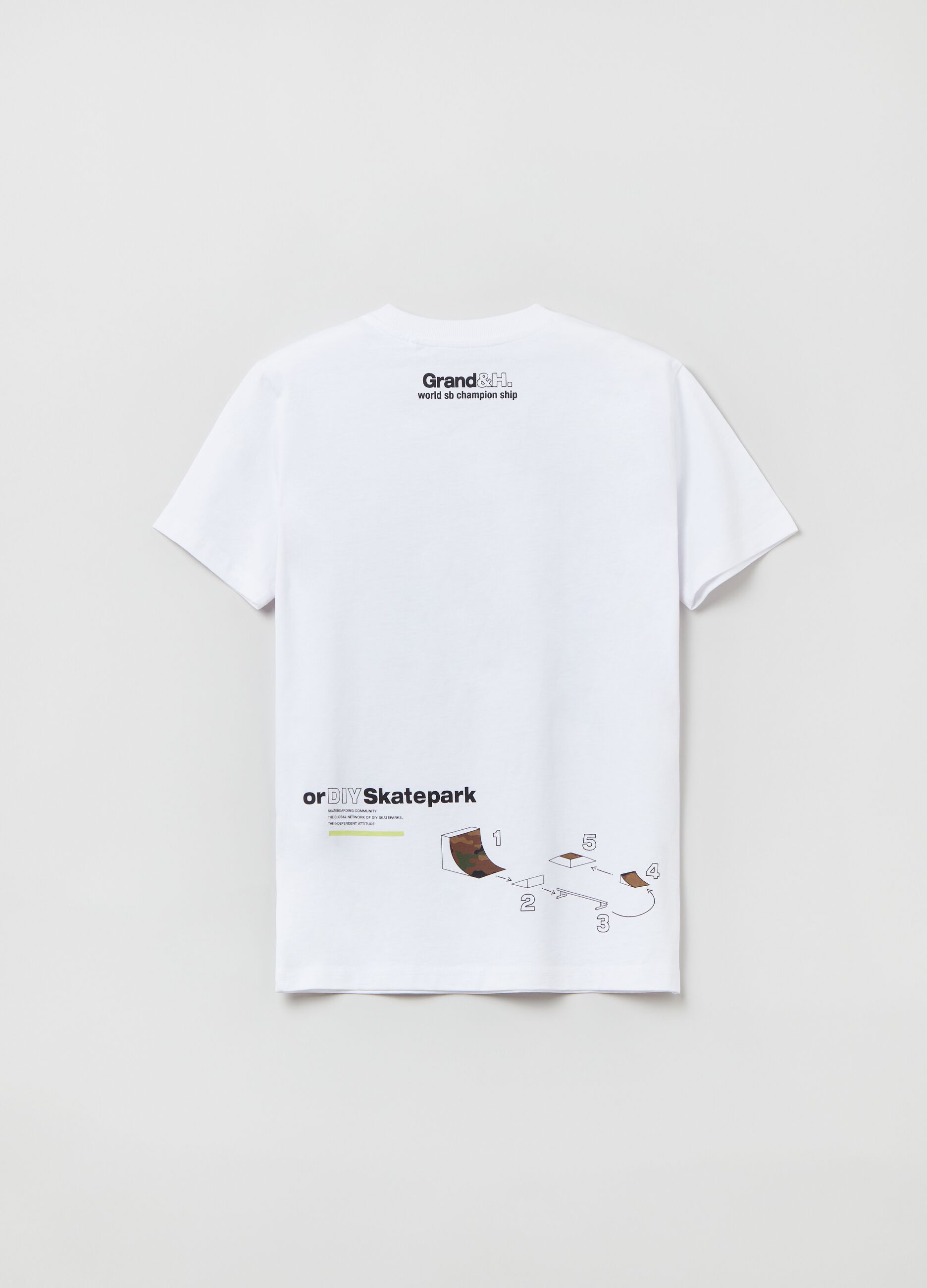 Cotton T-shirt with skate park print