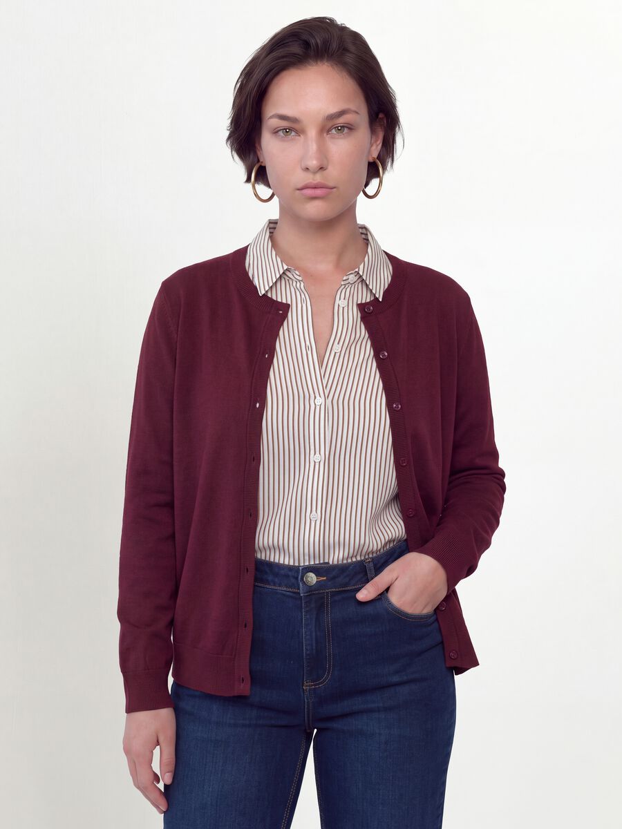 Red viscose-blend cardigan with buttons, regular fit_1