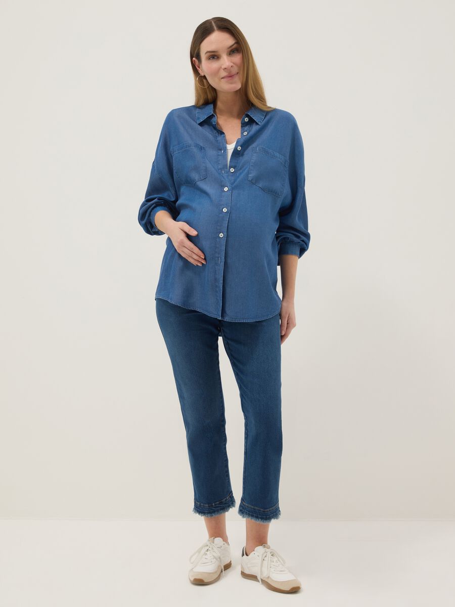 Maternity shirt in pure blue lyocell regular fit with buttons_1
