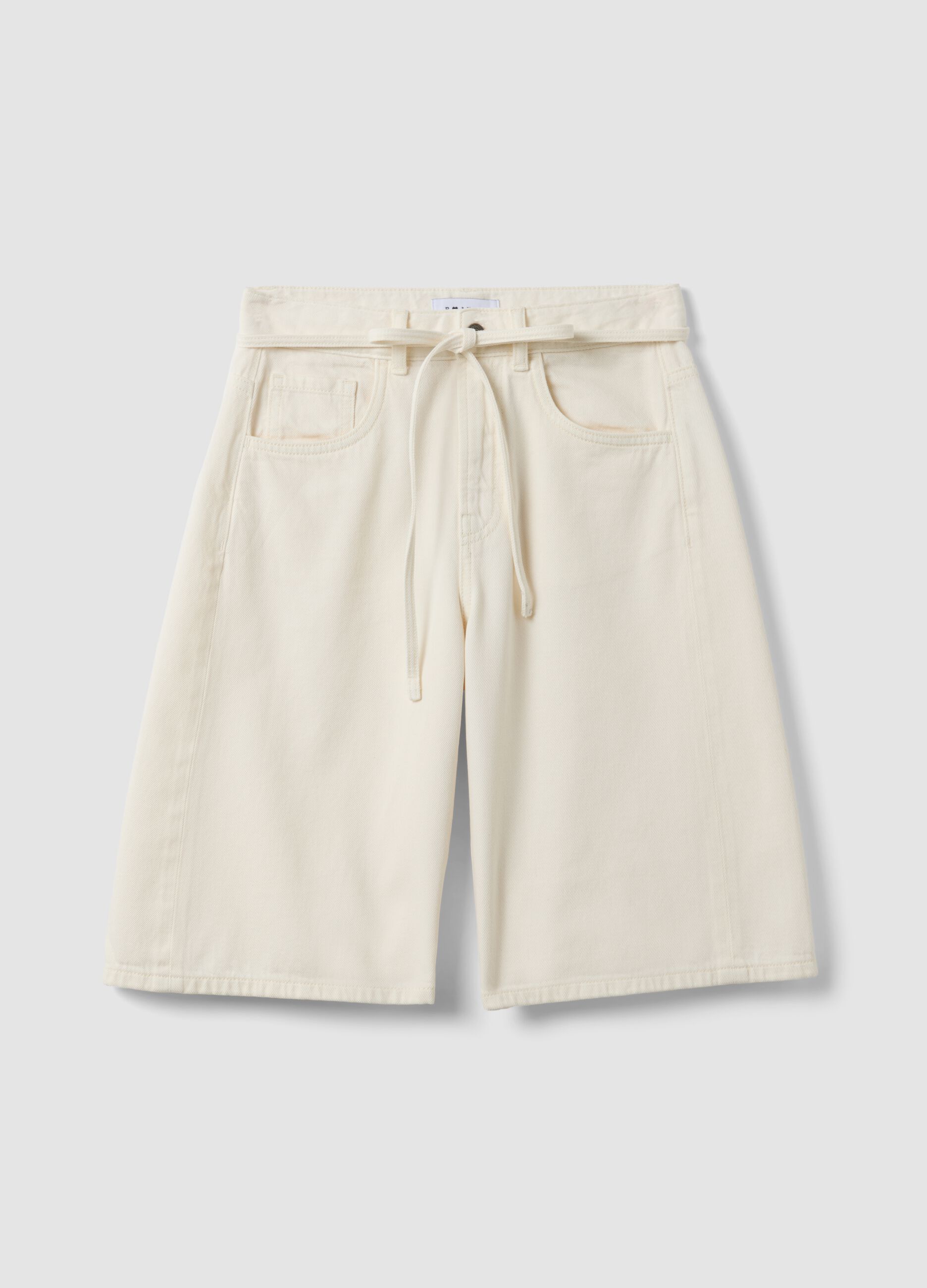 White pure cotton Bermuda shorts