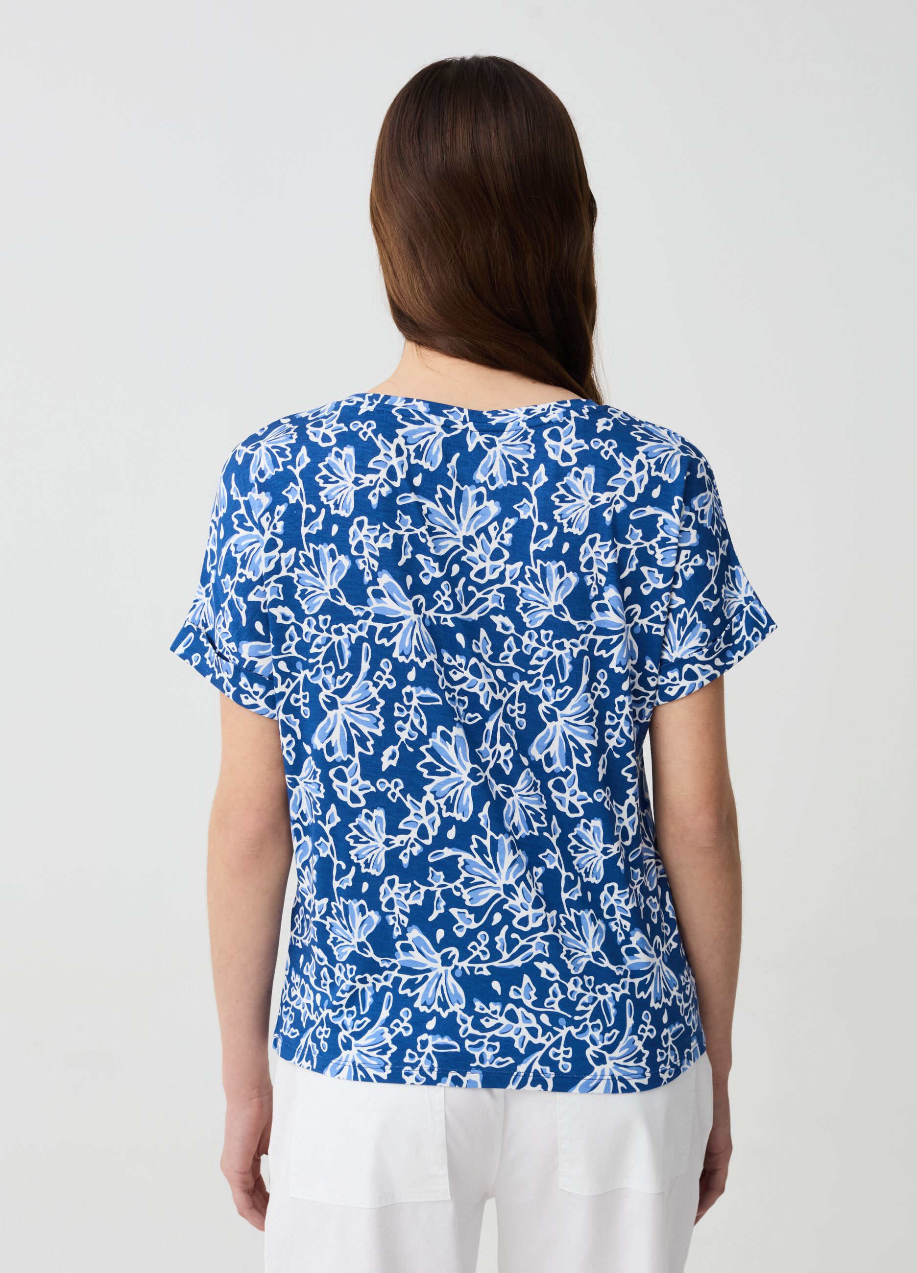 Floral T-shirt with kimono sleeves
