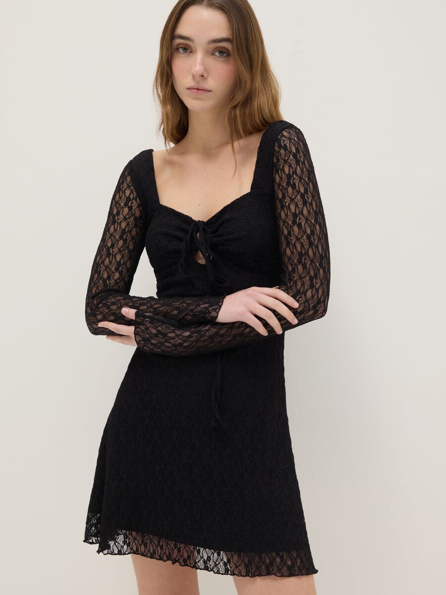 Regular fit black lace dress with square neckline_0