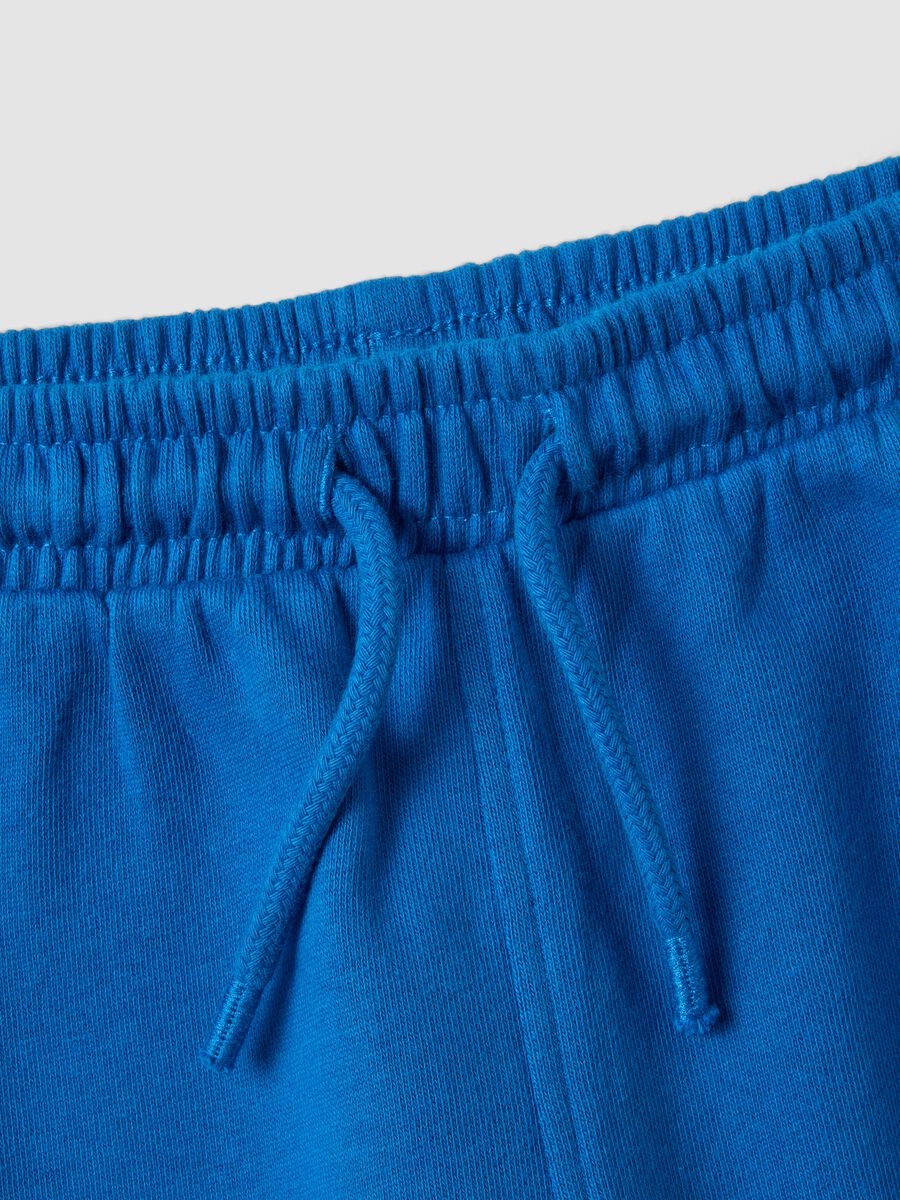 Blaue Joggerhose aus reiner Bio-Baumwolle mit Kordelzug f&uuml;r Jungen_3