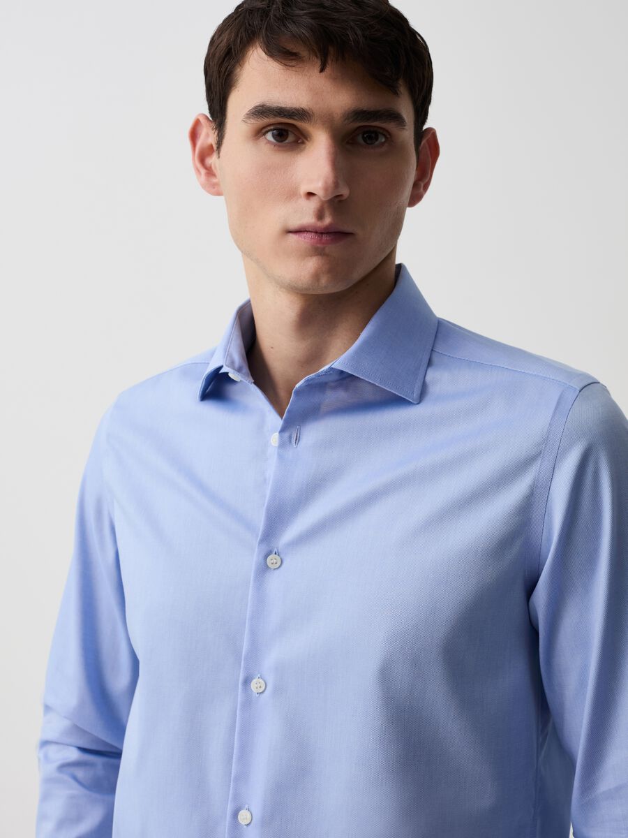 Slim-fit shirt in no-iron Oxford cotton_1