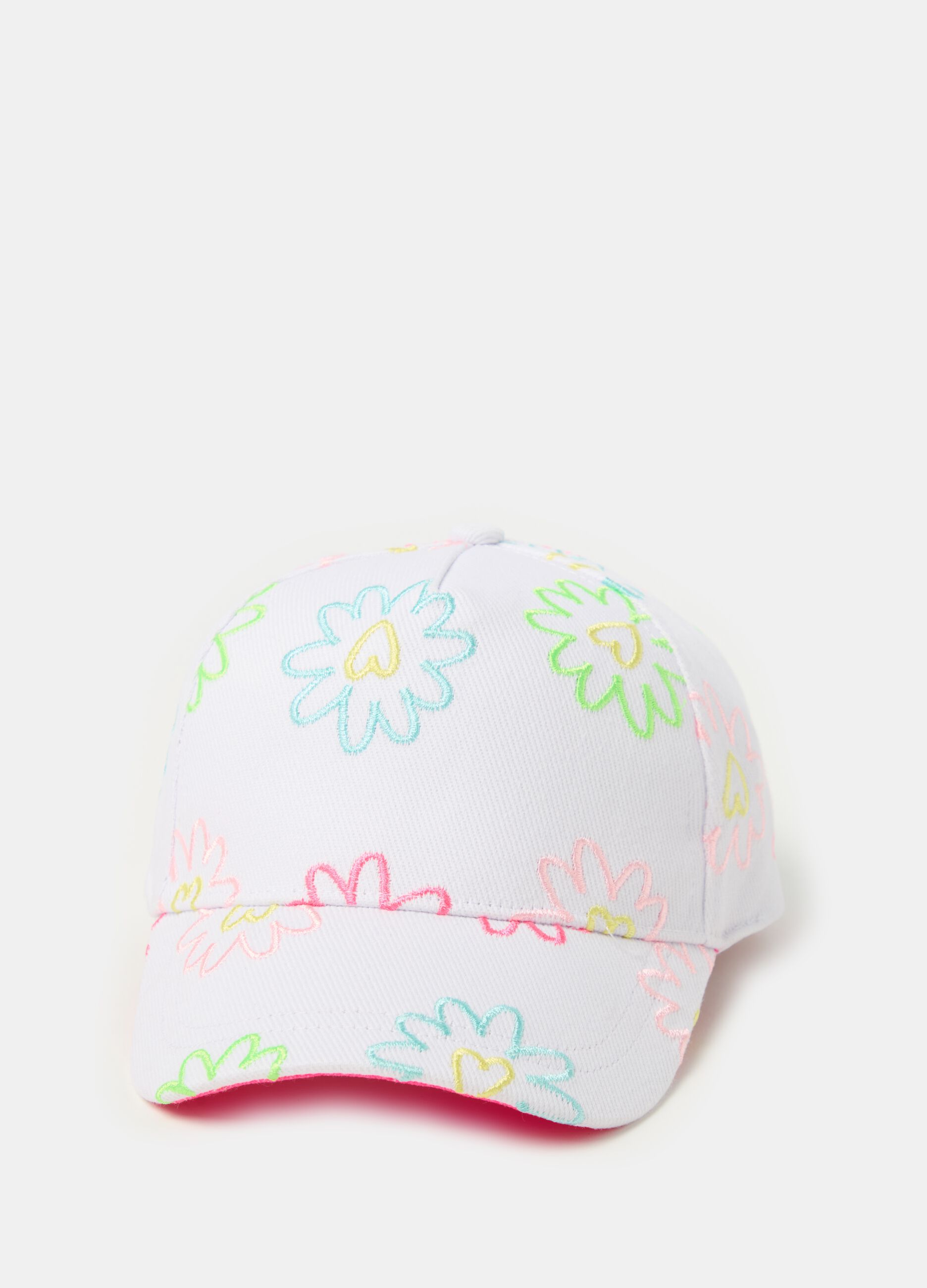 Organic cotton hat with flowers embroidery
