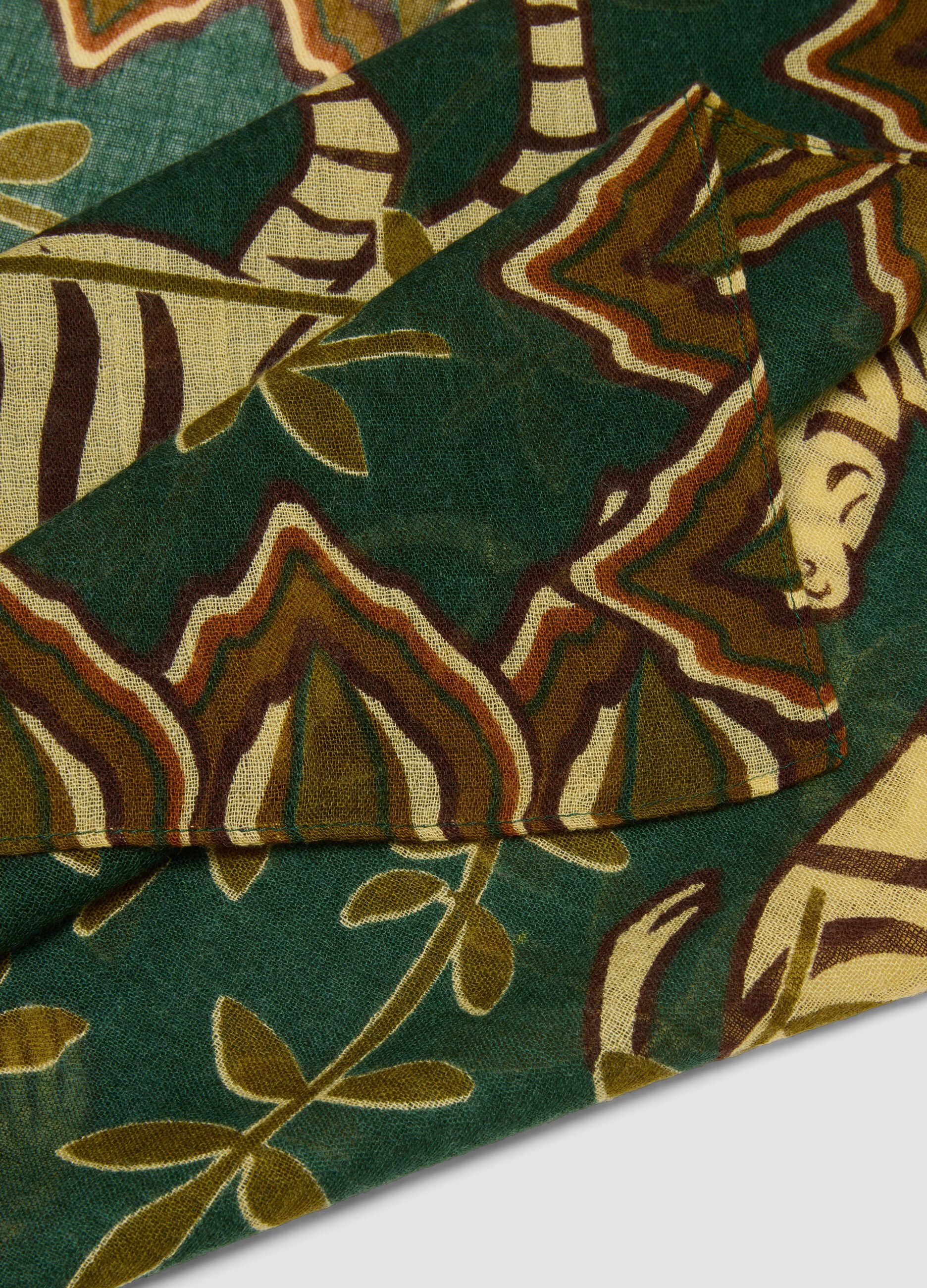 Green wool-blend scarf with print