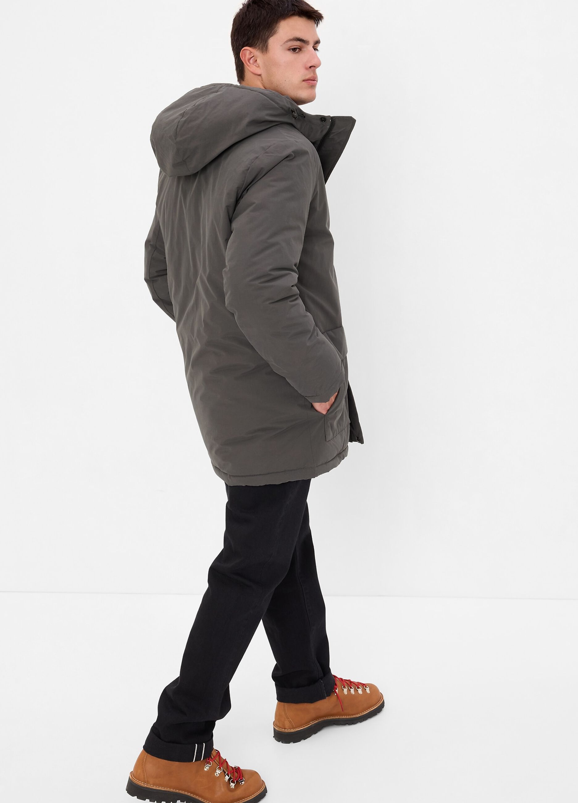 Solid colour quilted parka with recycled polyester filling