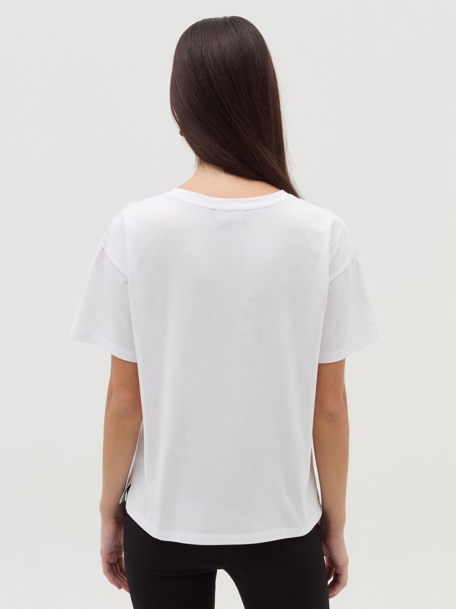 T-shirt with floral application_2