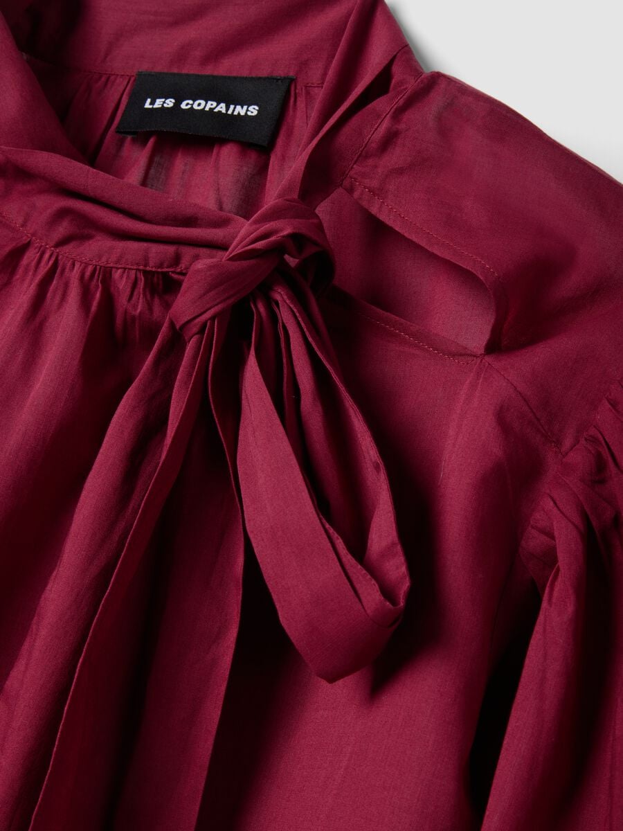 Red pure cotton regular-fit blouse with bow_5