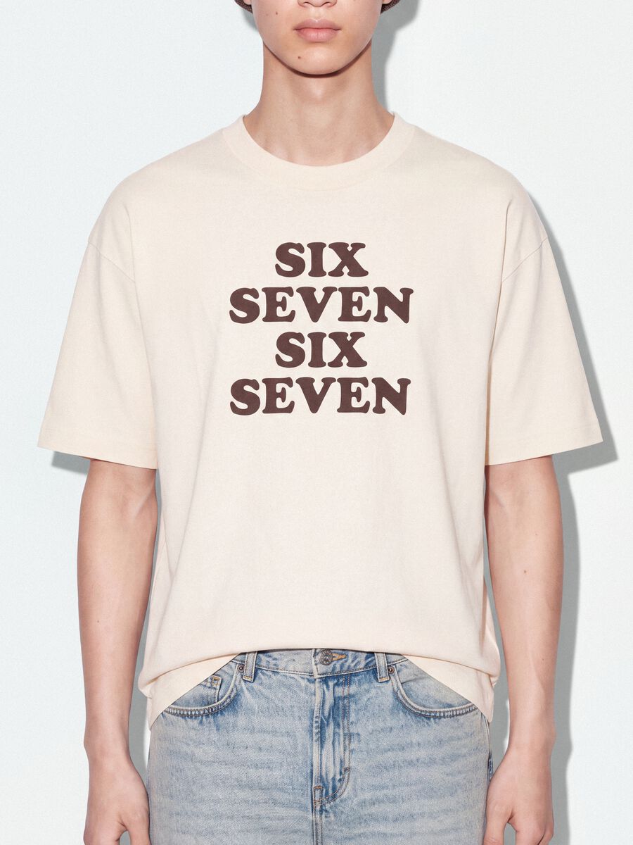 White pure cotton T-shirt with Six Seven front print, boxy fit_3