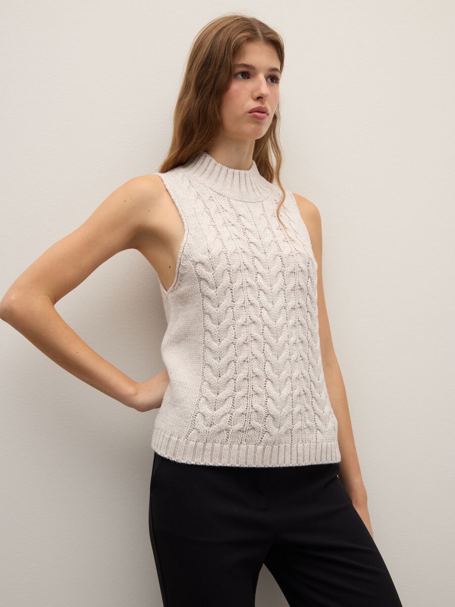 High-neck beige knitted vest regular fit_1