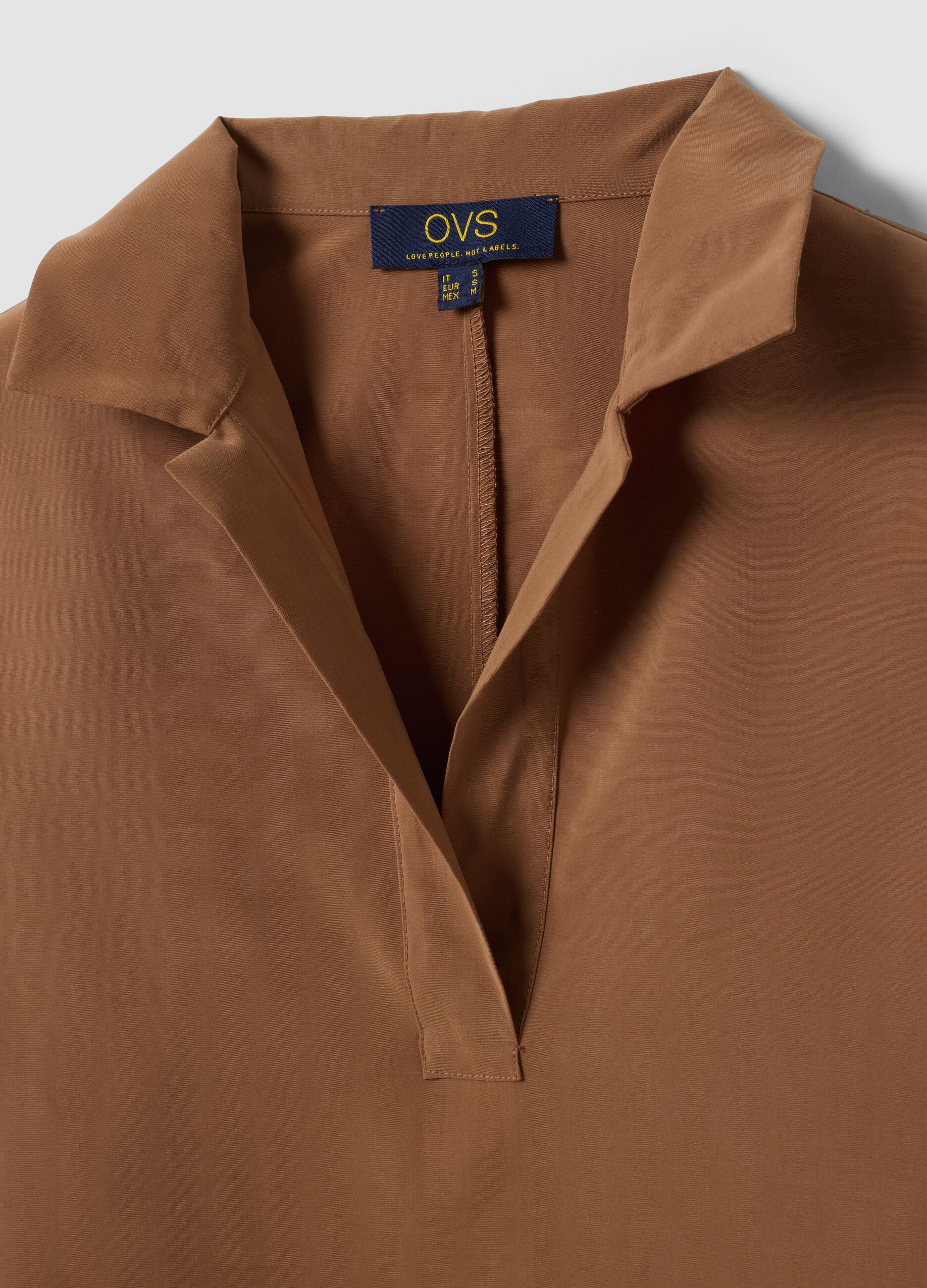 Beige viscose-blend shirt with classic collar