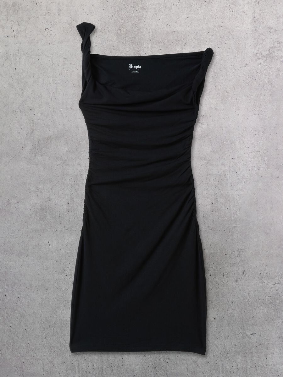 Asimetrična mini haljina crna_5