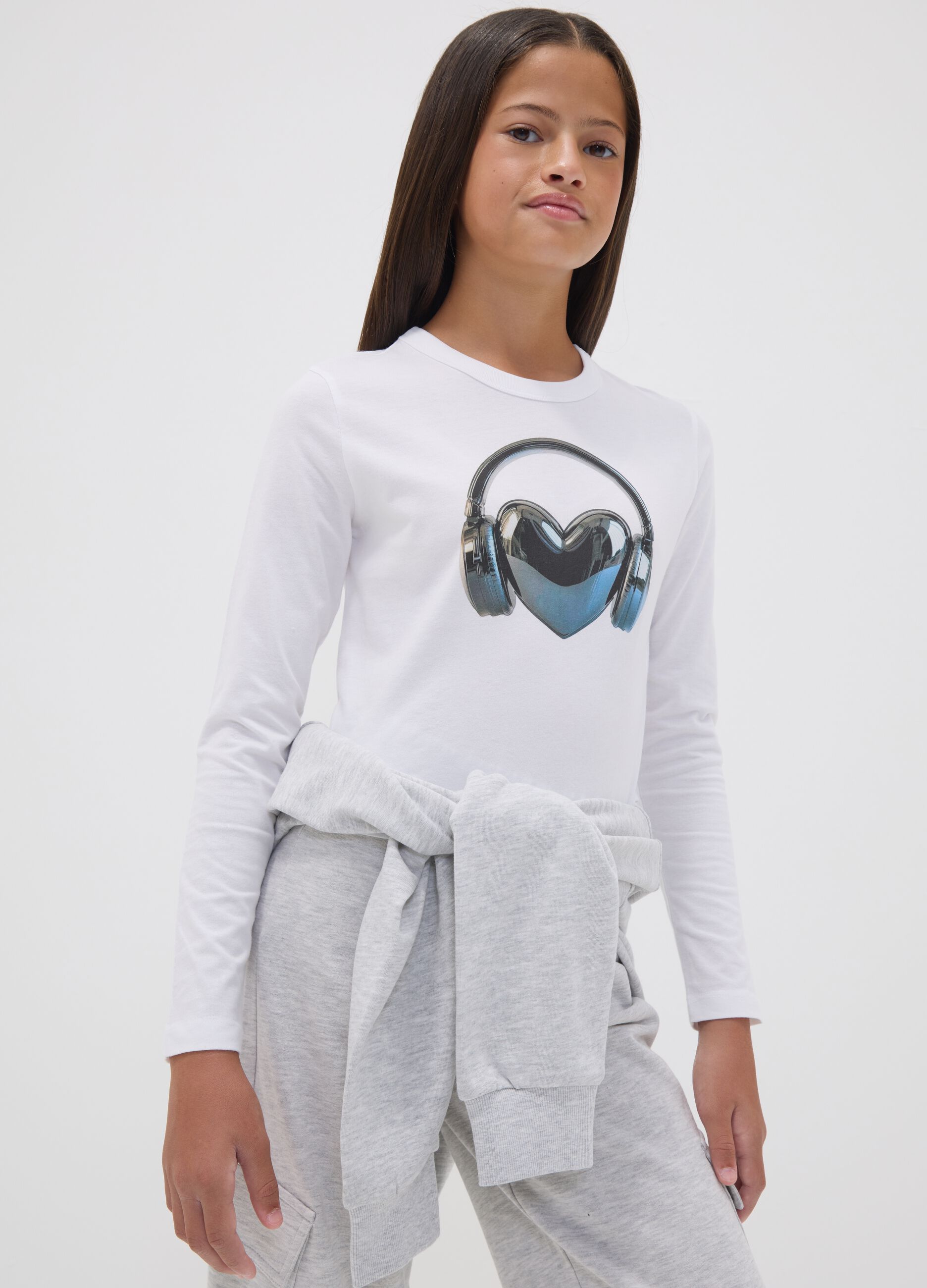 White pure organic cotton T-shirt with ribbed neckline for girls