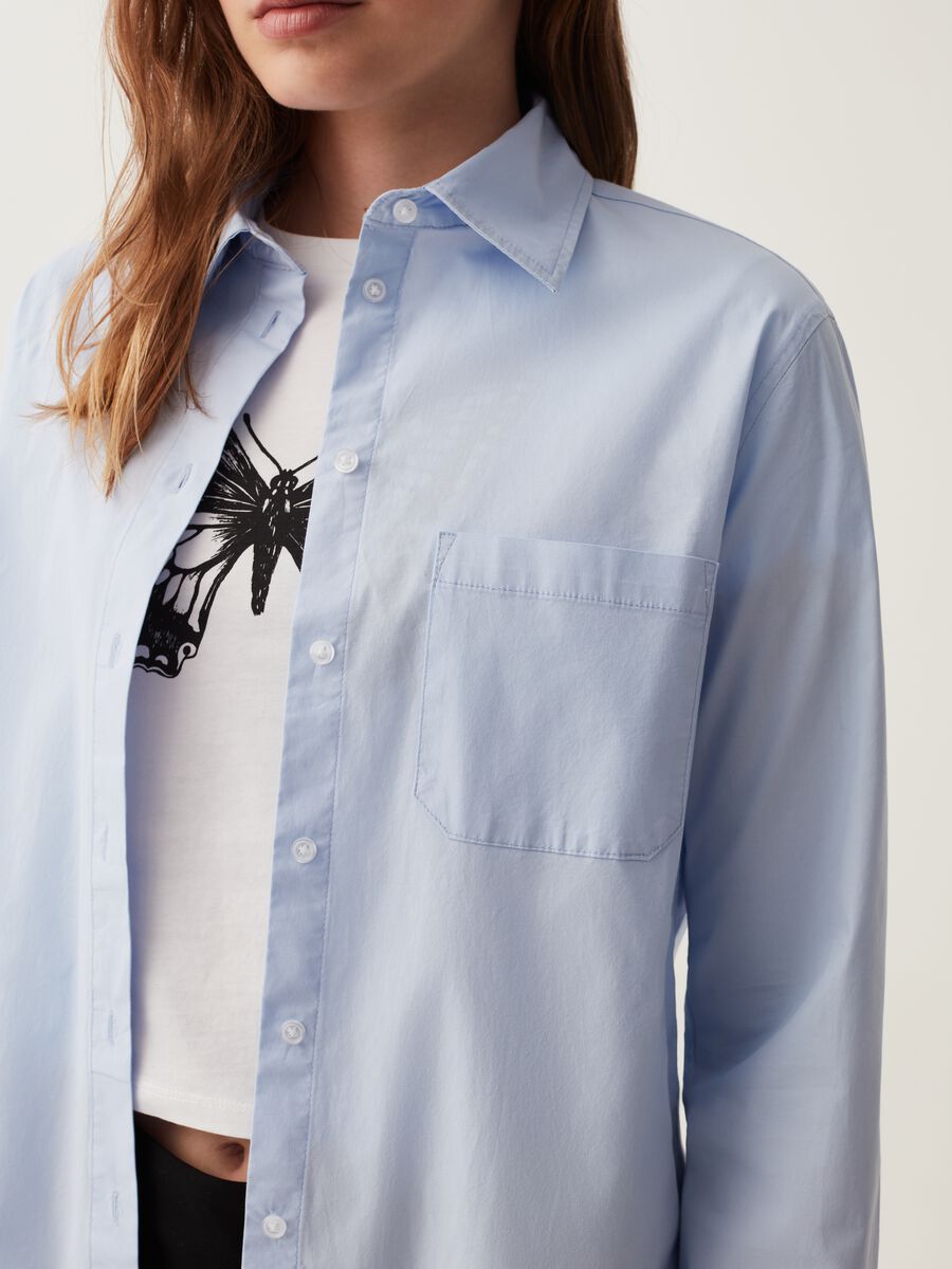 Oversized shirt with pockets_3