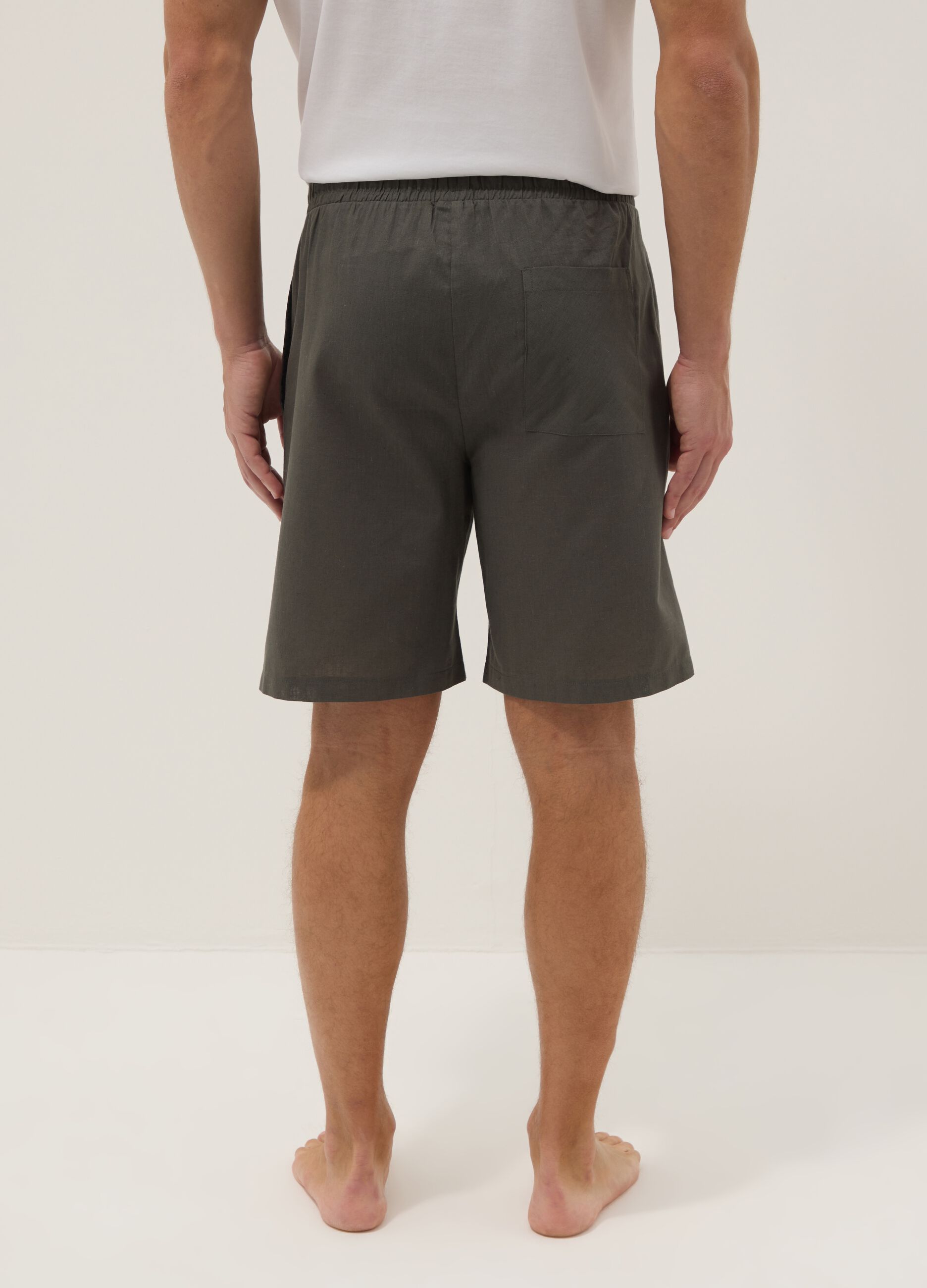 Green cotton and linen-blend regular-fit pyjama shorts