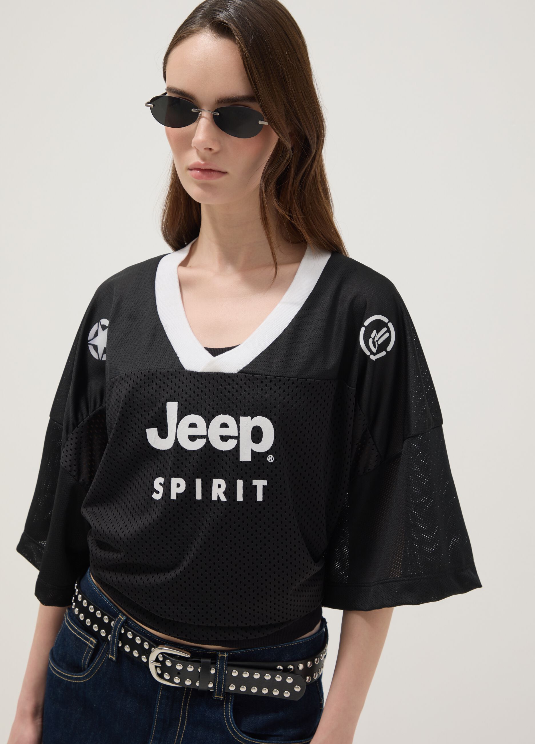 Black short-sleeve T-shirt with perforated insert, regular fit