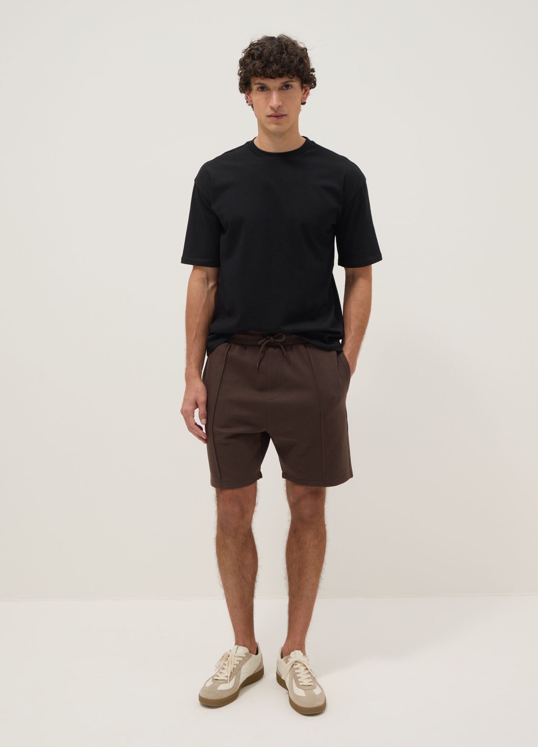 Braune Regular-Fit-Shorts aus Baumwollmischung mit Tunnelzug