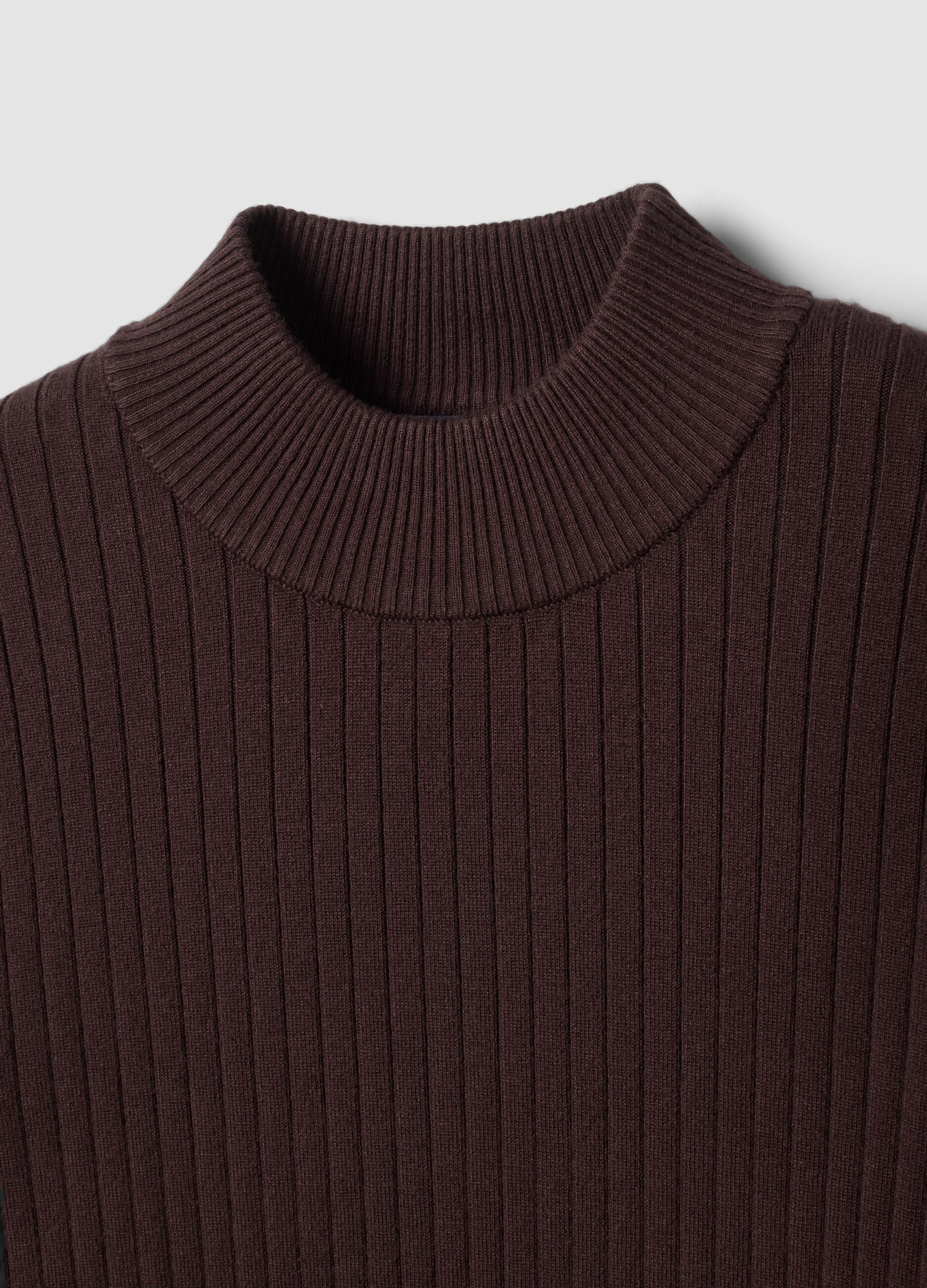 Brown ribbed viscose-blend top with high neck