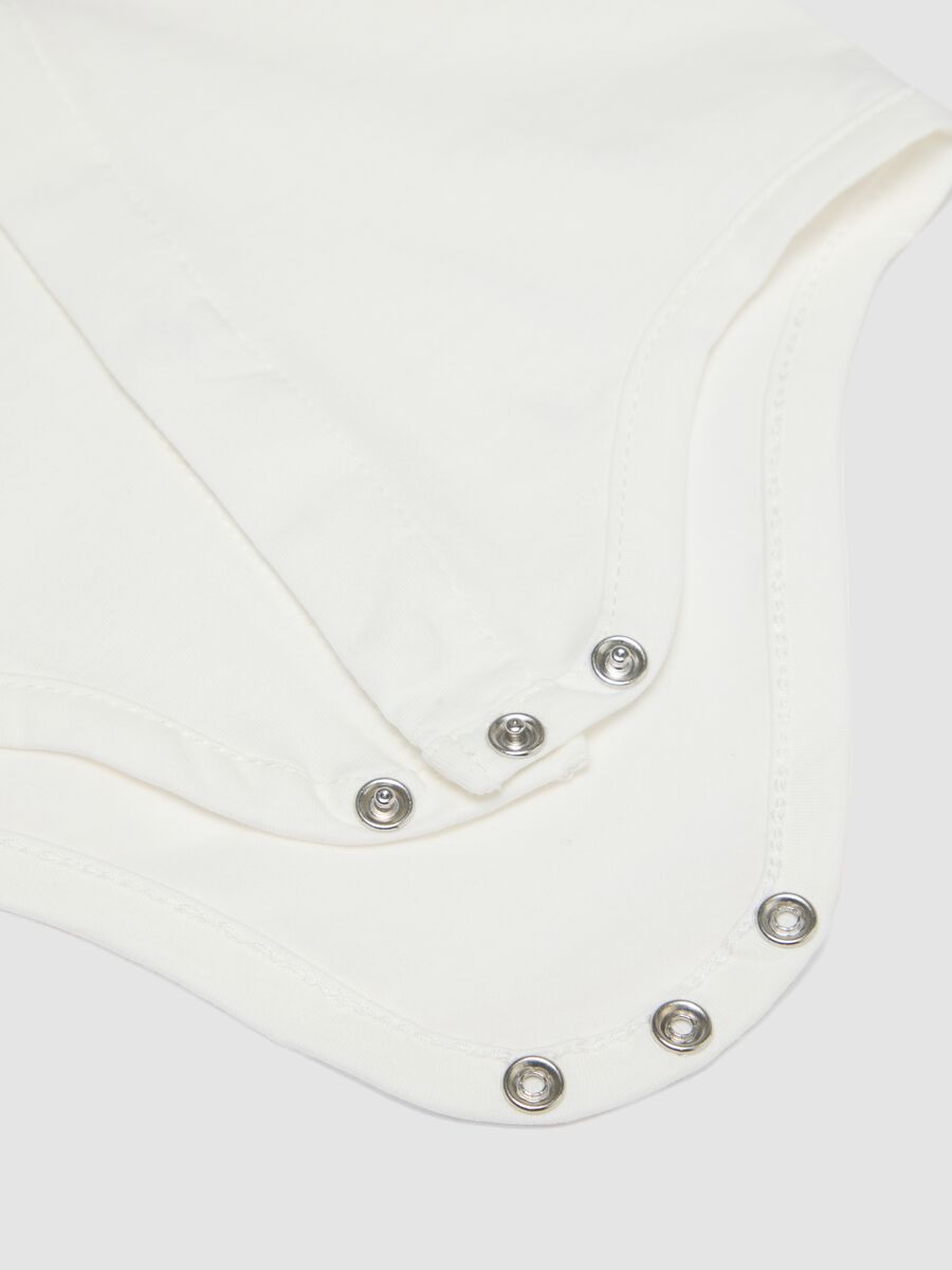 &Lambda;&epsilon;&upsilon;&kappa;ό &beta;&rho;&epsilon;&phi;&iota;&kappa;ό &kappa;&omicron;&rho;&mu;ά&kappa;&iota; &alpha;&pi;ό &omicron;&rho;&gamma;&alpha;&nu;&iota;&kappa;ό &beta;&alpha;&mu;&beta;ά&kappa;&iota; &mu;&epsilon; &kappa;έ&nu;&tau;&eta;&mu;&alpha; Mickey Mouse_2