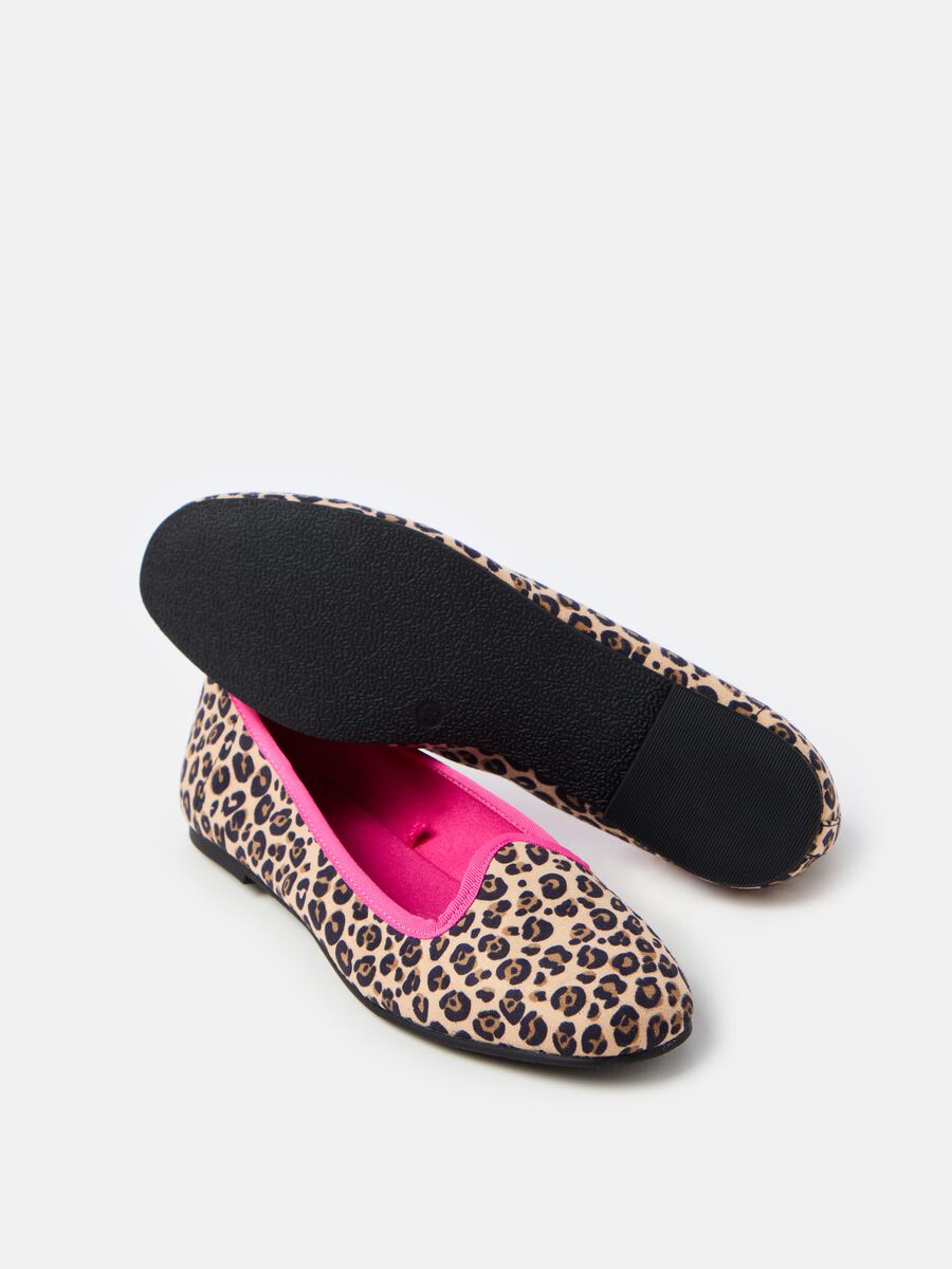 Slipper shoes with animal print_1