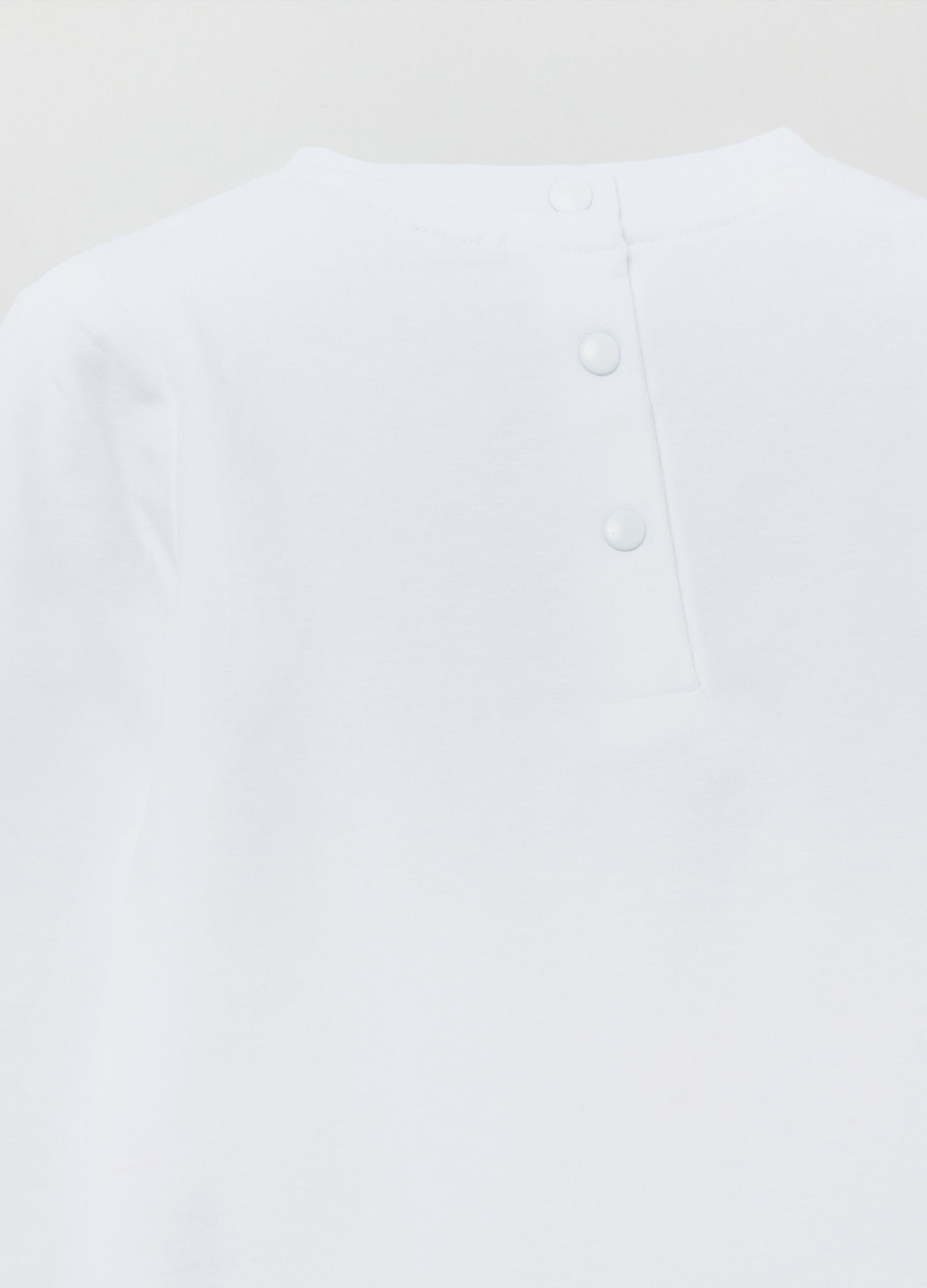 Camiseta de manga larga con bordado y aplicación