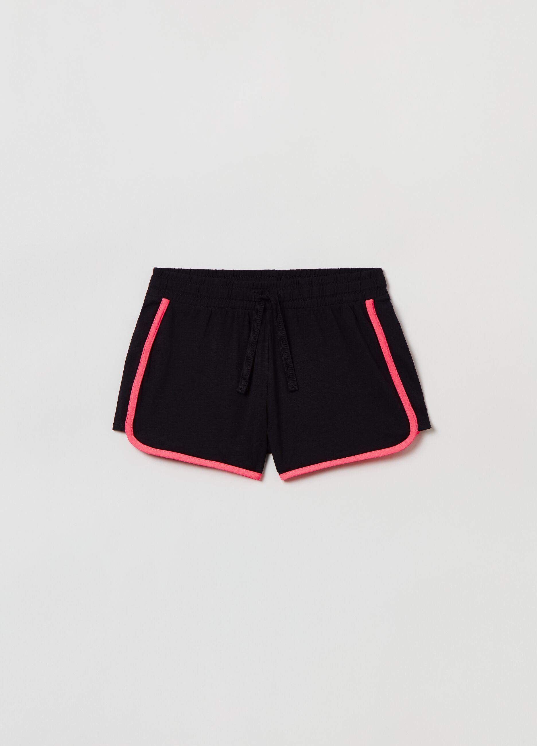 Jersey shorts with contrasting edging