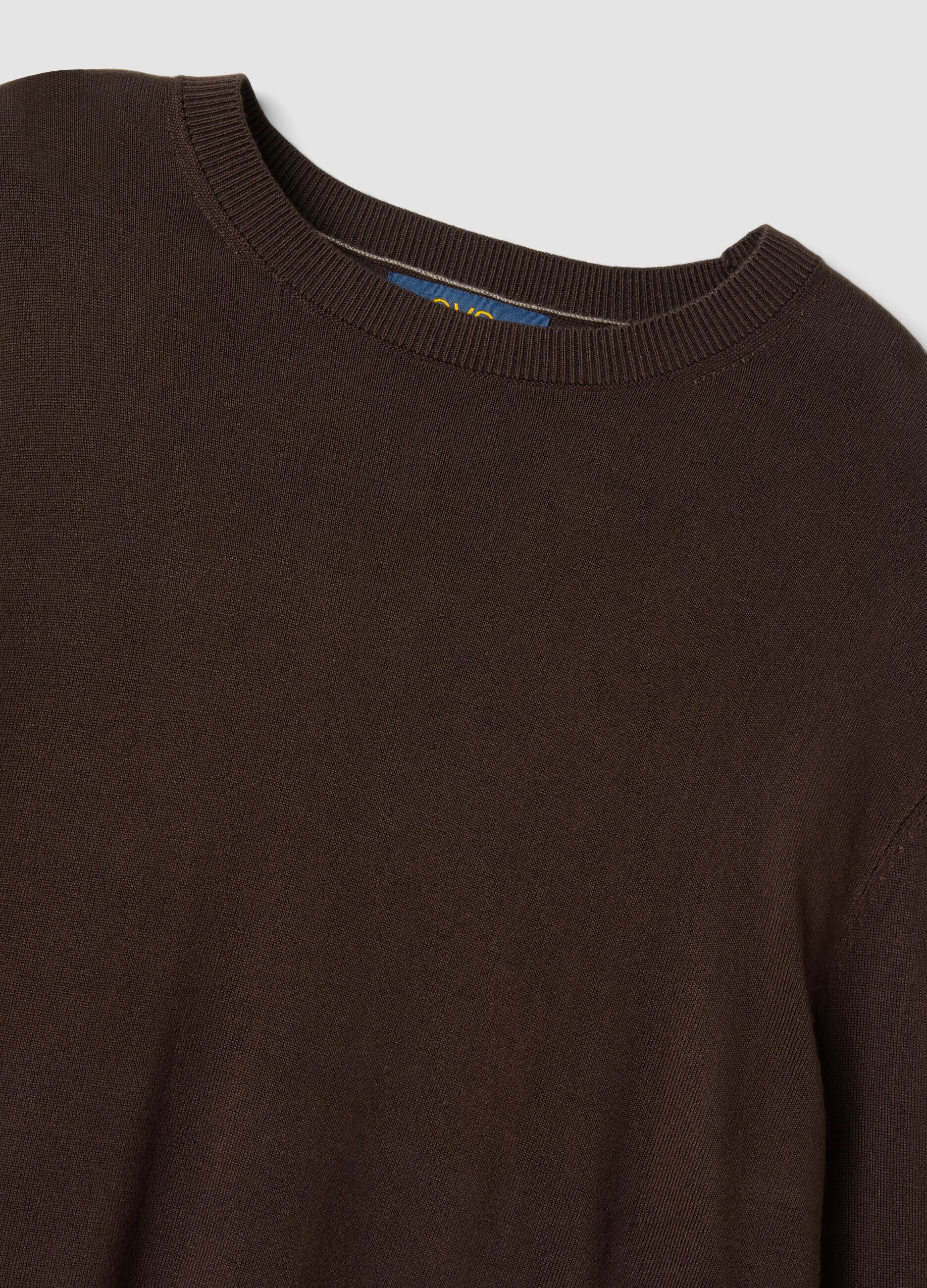 Brown crew-neck jumper in viscose blend, regular fit