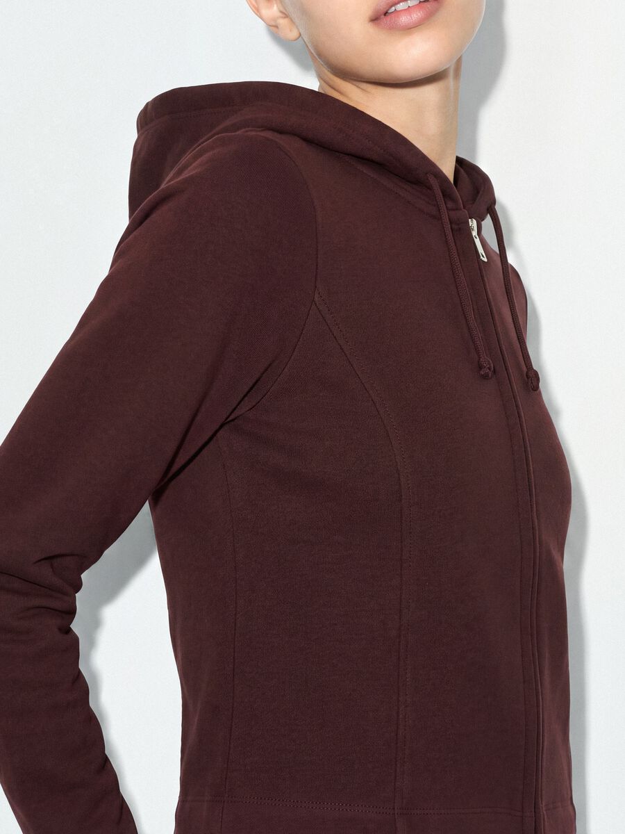Brown full-zip hoodie in pure cotton with fitted cut_3