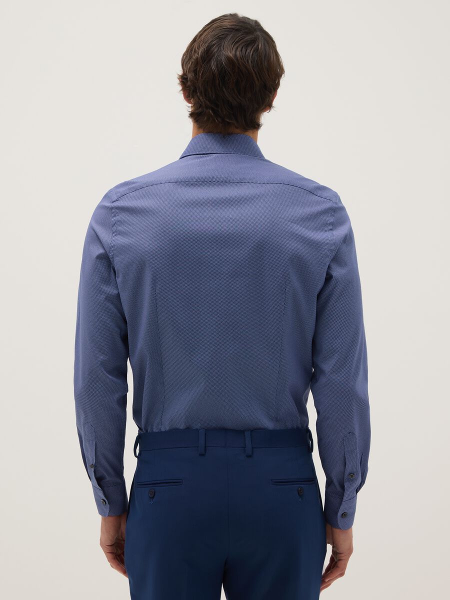 Blue stretch cotton shirt with micro checks, slim fit_2