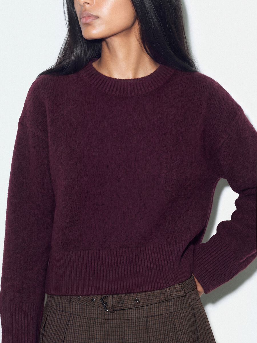 Violetter Pullover aus elastischer Wolle mit Rundhals, Oversize-Fit_3