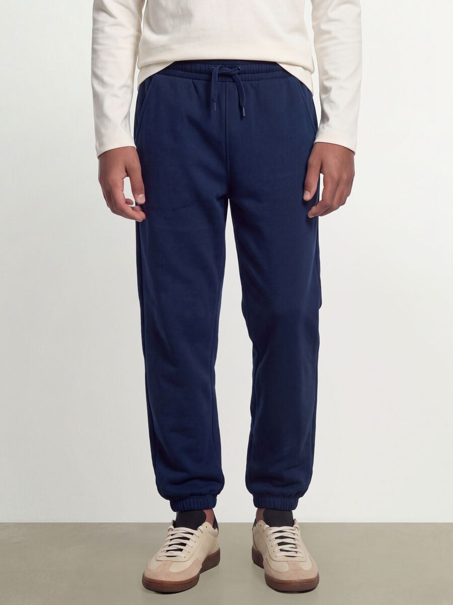 Pantaloni jogger blu in misto cotone organico e viscosa_1