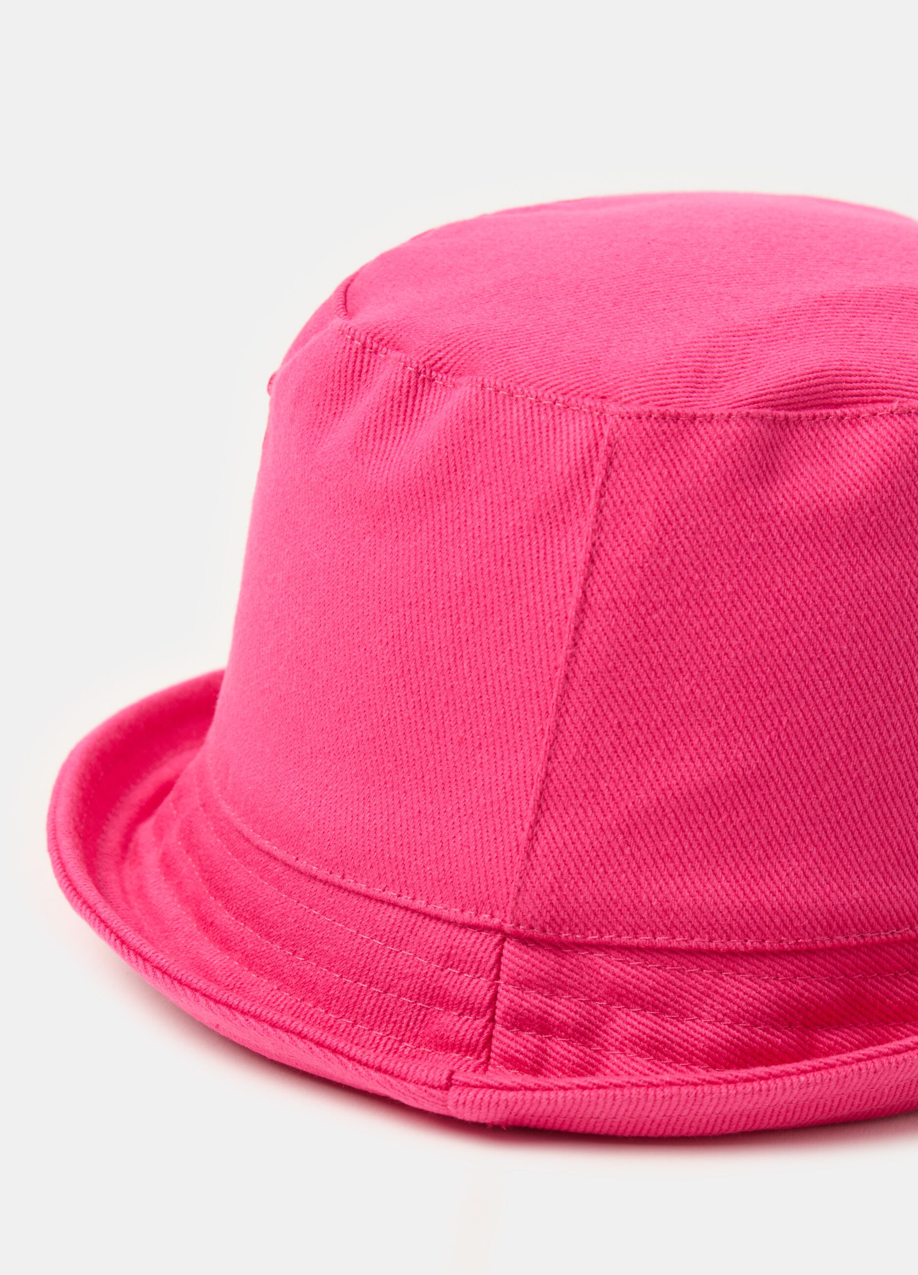 Sombrero de algodón con bordado