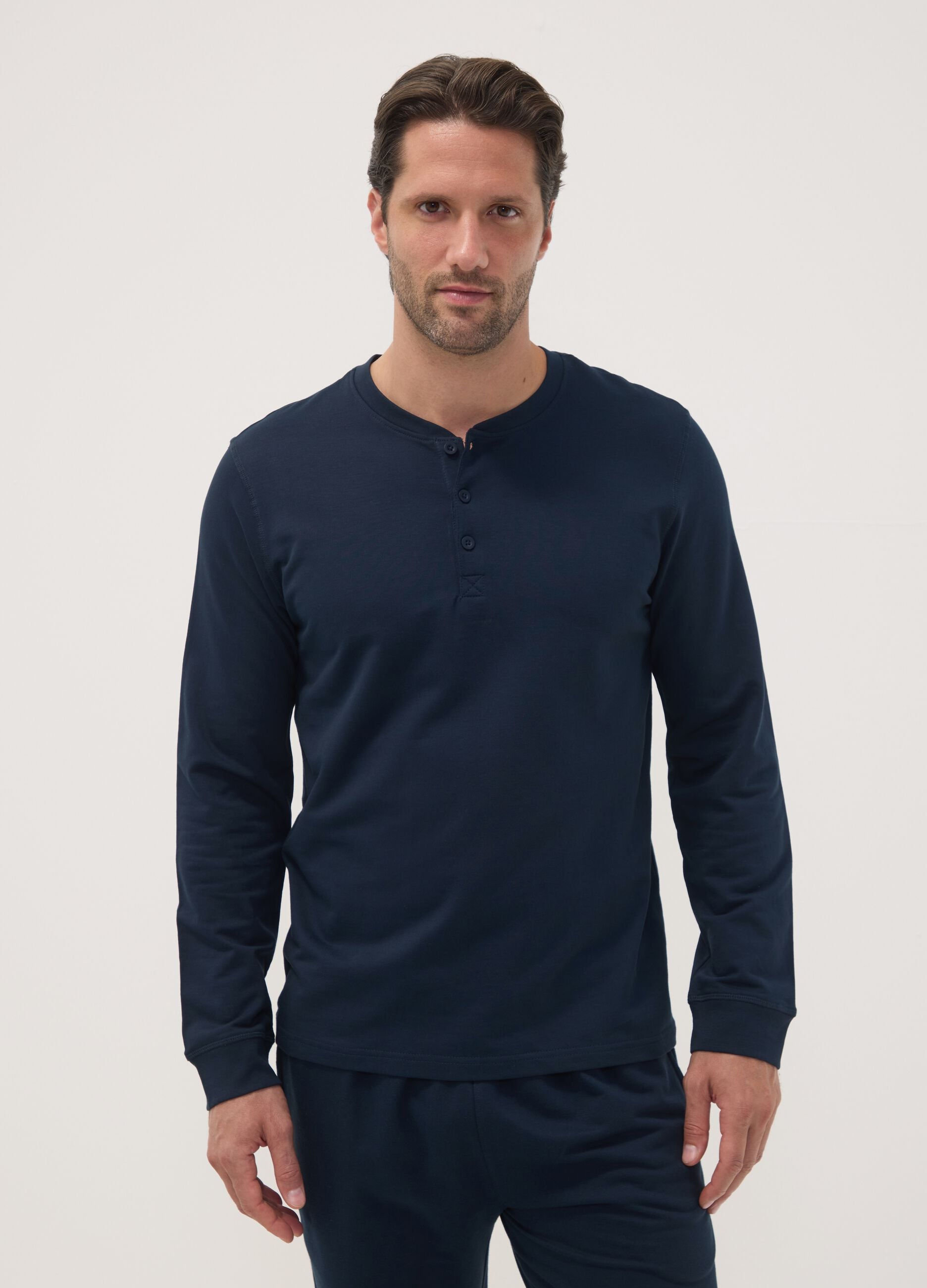 Pigiama blu in puro cotone con scollo serafino