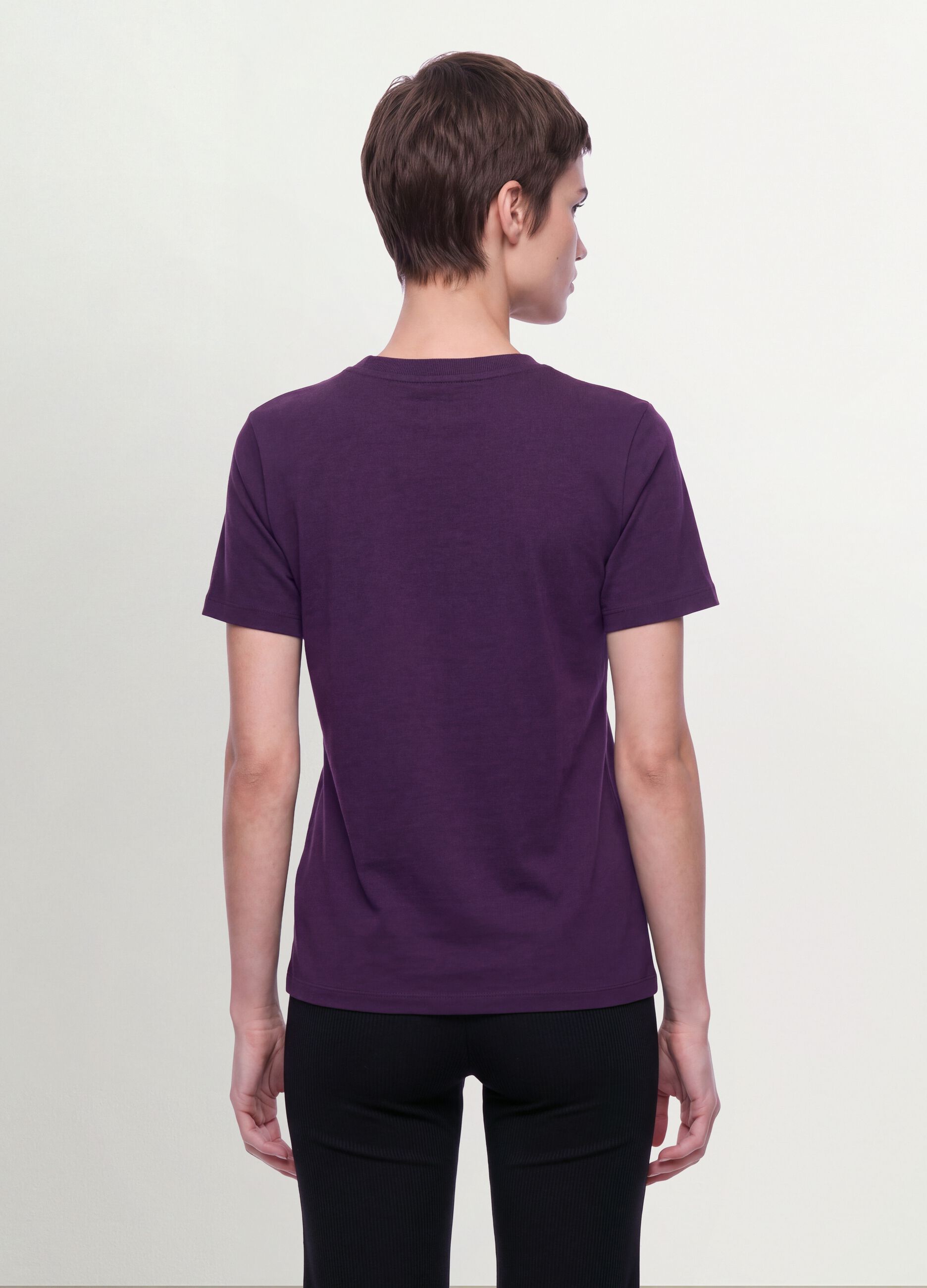 &Mu;&omega;&beta; T-shirt &alpha;&pi;ό 100% &omicron;&rho;&gamma;&alpha;&nu;&iota;&kappa;ό &beta;&alpha;&mu;&beta;ά&kappa;&iota; &mu;&epsilon; &sigma;&tau;&rho;&omicron;&gamma;&gamma;&upsilon;&lambda;ή &lambda;&alpha;&iota;&mu;ό&kappa;&omicron;&psi;&eta;, regular &epsilon;&phi;&alpha;&rho;&mu;&omicron;&gamma;ή