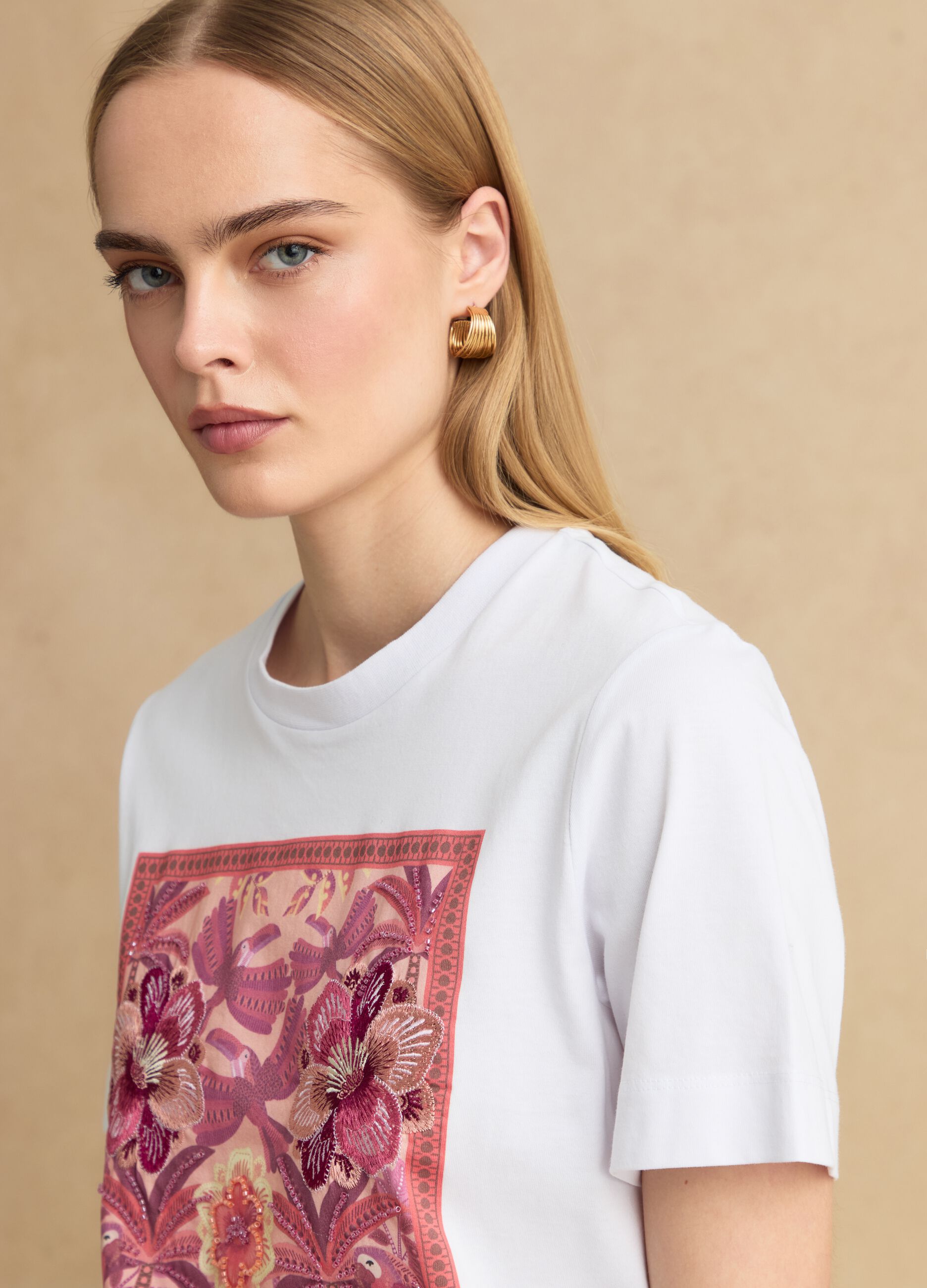 White pure cotton T-shirt with floral print