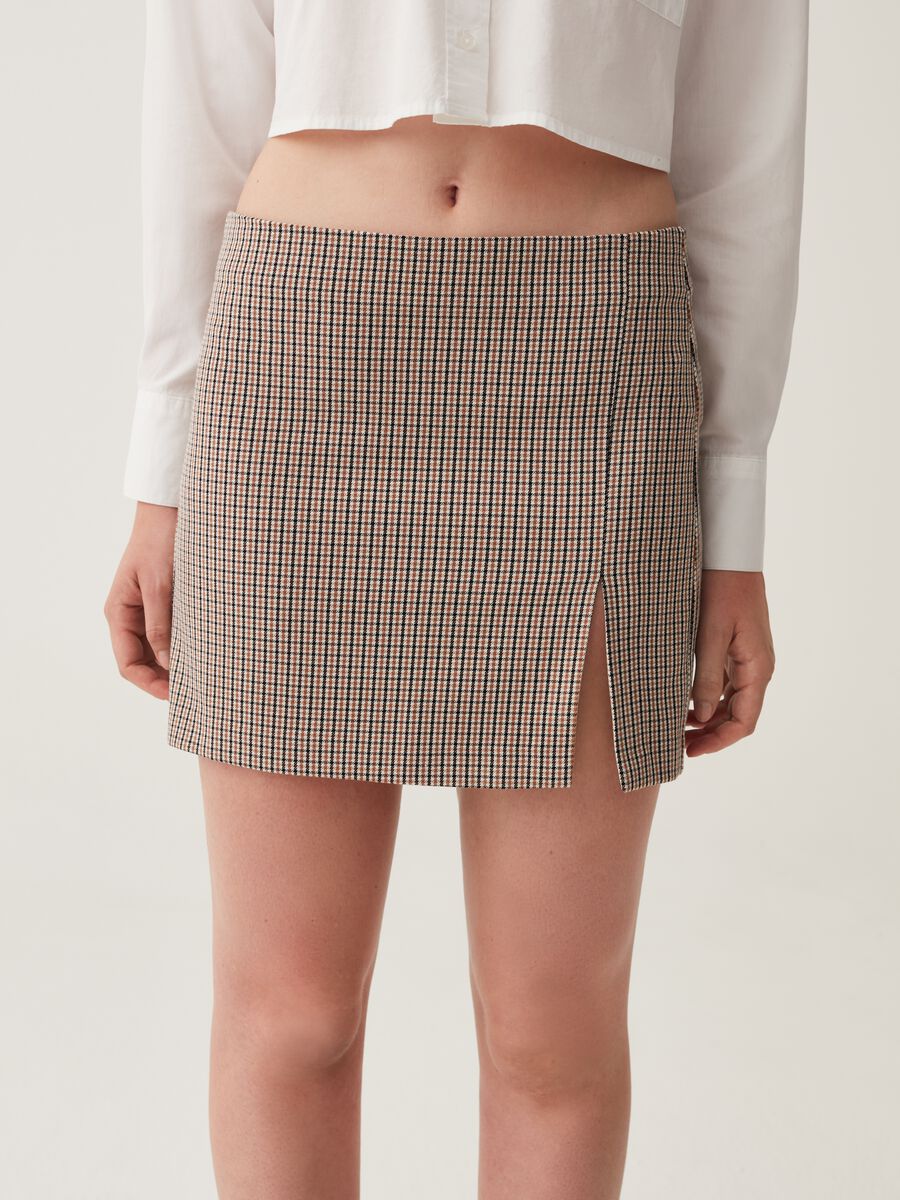 Miniskirt with split_1