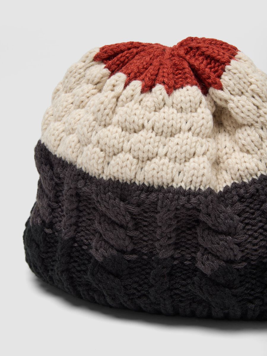Beanie multicolor in maglia_2
