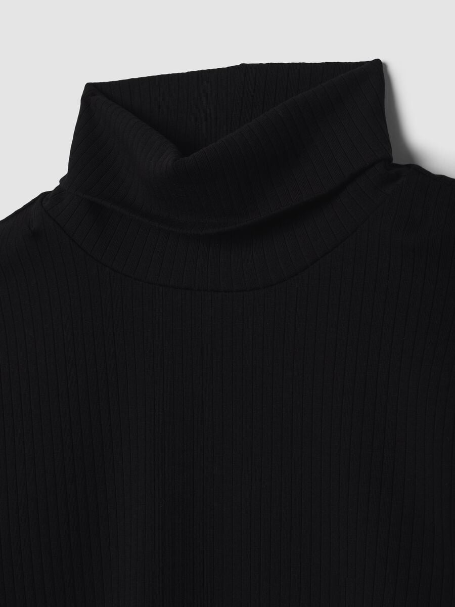 Schwarzes Ripp-T-Shirt aus Stretch-Baumwolle mit Rundhalsausschnitt, Regular Fit_1