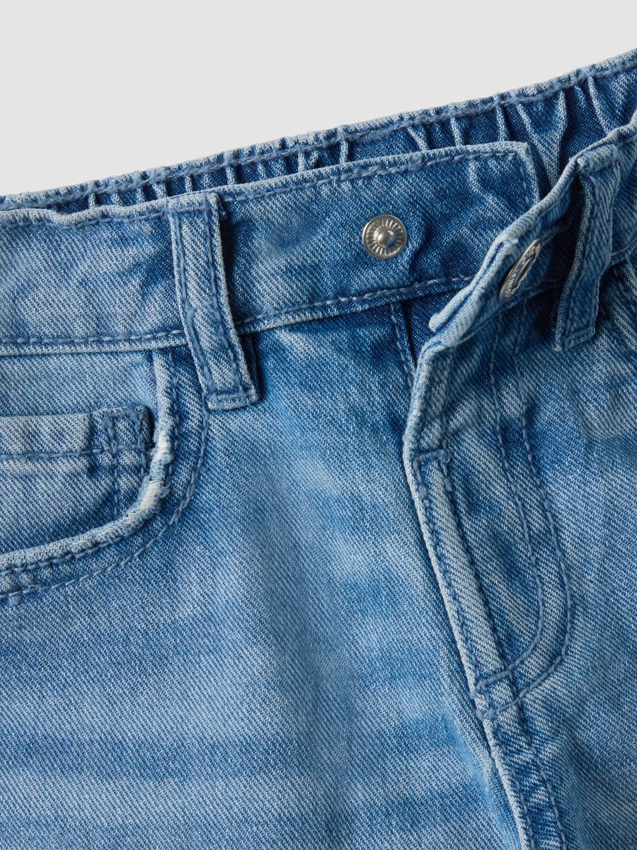 Blaue Denim-Shorts aus 100% Baumwolle f&uuml;r M&auml;dchen, Regular Fit, mit Stern_2