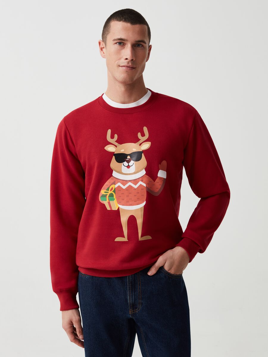 Sweatshirt with round neck and Christmas reindeer print_0