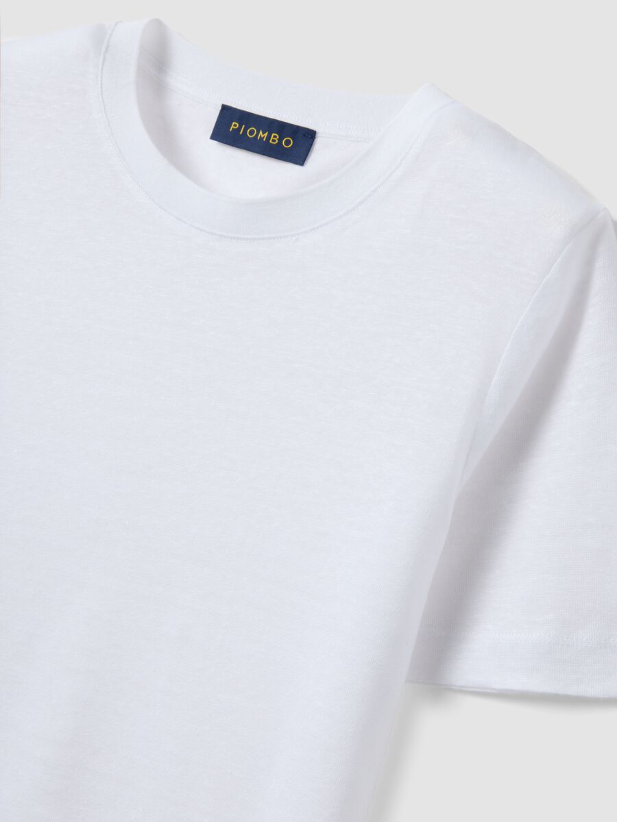 &Lambda;&epsilon;&upsilon;&kappa;ό T-shirt &alpha;&pi;ό 100% &lambda;&iota;&nu;ό, &kappa;&omicron;&nu;&tau;ό &mu;&alpha;&nu;ί&kappa;&iota;, regular fit_1