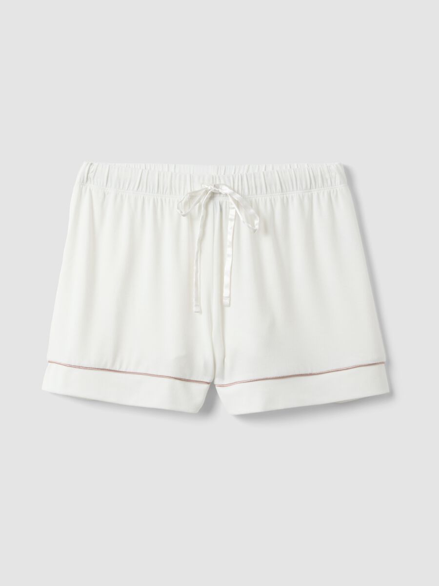 Wei&szlig;e Pyjama-Shorts aus elastischem Viskose-Mischgewebe im regular Fit_4