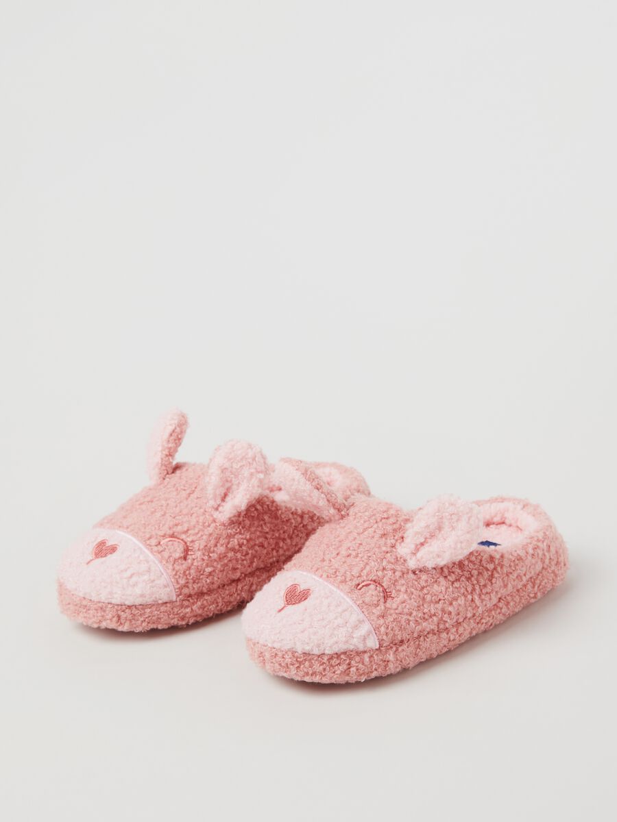 Bouclé slippers with ears and embroidery_1