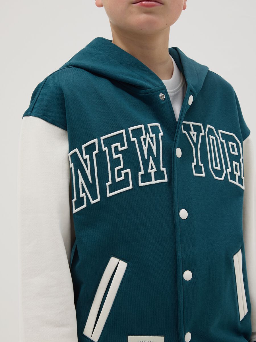 Jungen-Multicolor-Kapuzenpullover aus reiner Baumwolle im relaxten Schnitt_1