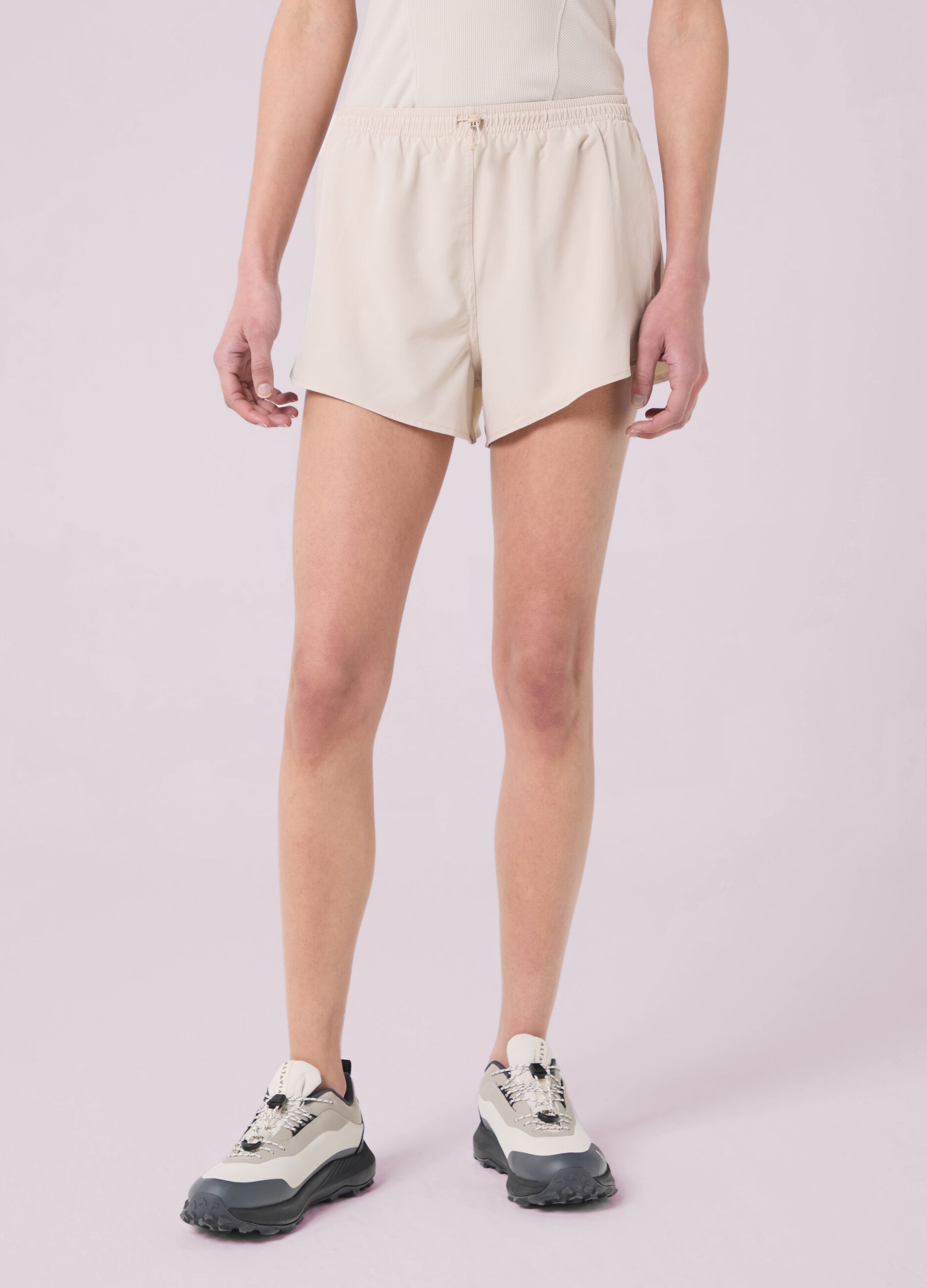 Fitness-Shorts aus leichtem Stoff ALTAVIA STUDIO